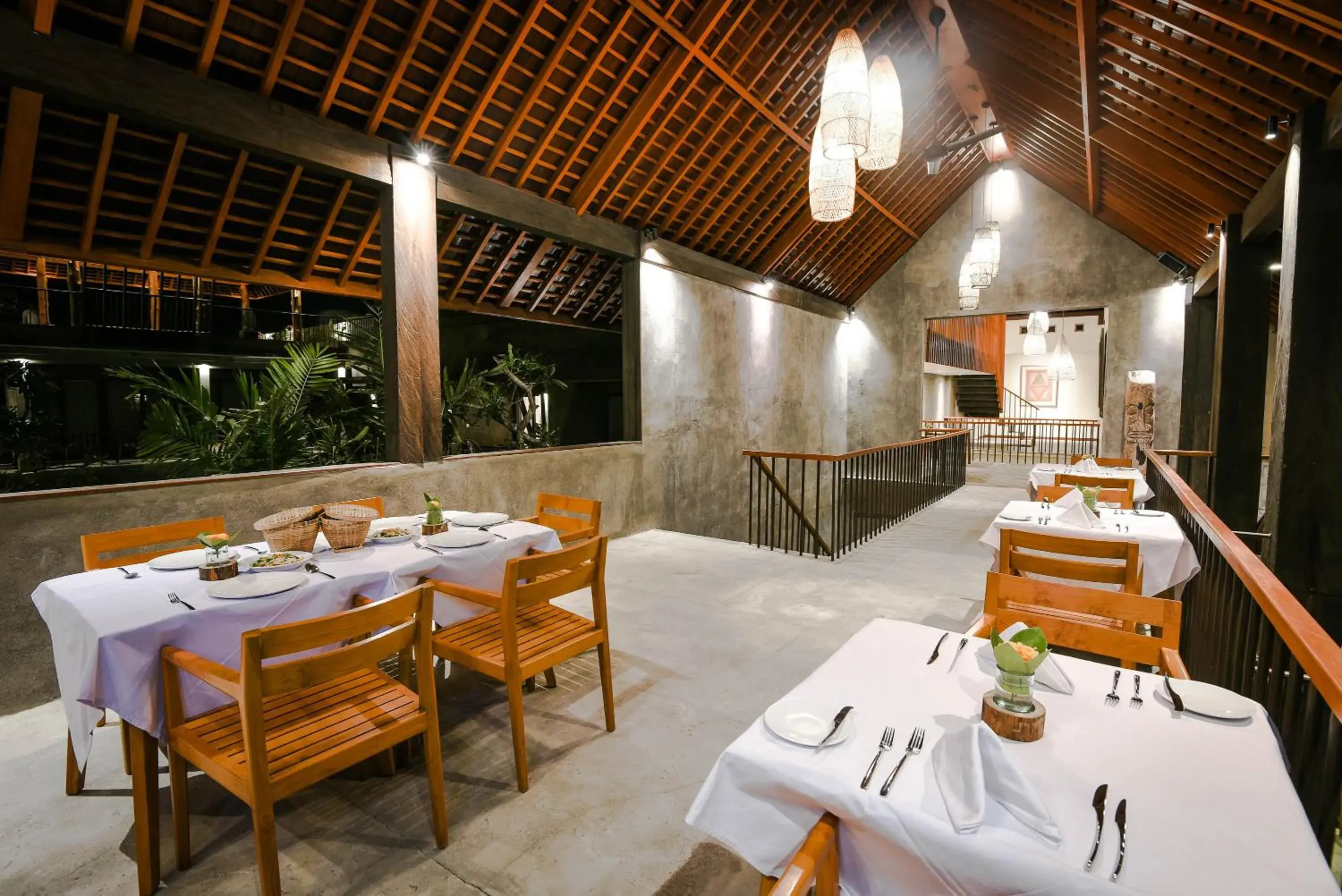 Restaurant/places to eat in Purana Suite Ubud Restaurant/places to eat in Purana Suite Ubud
