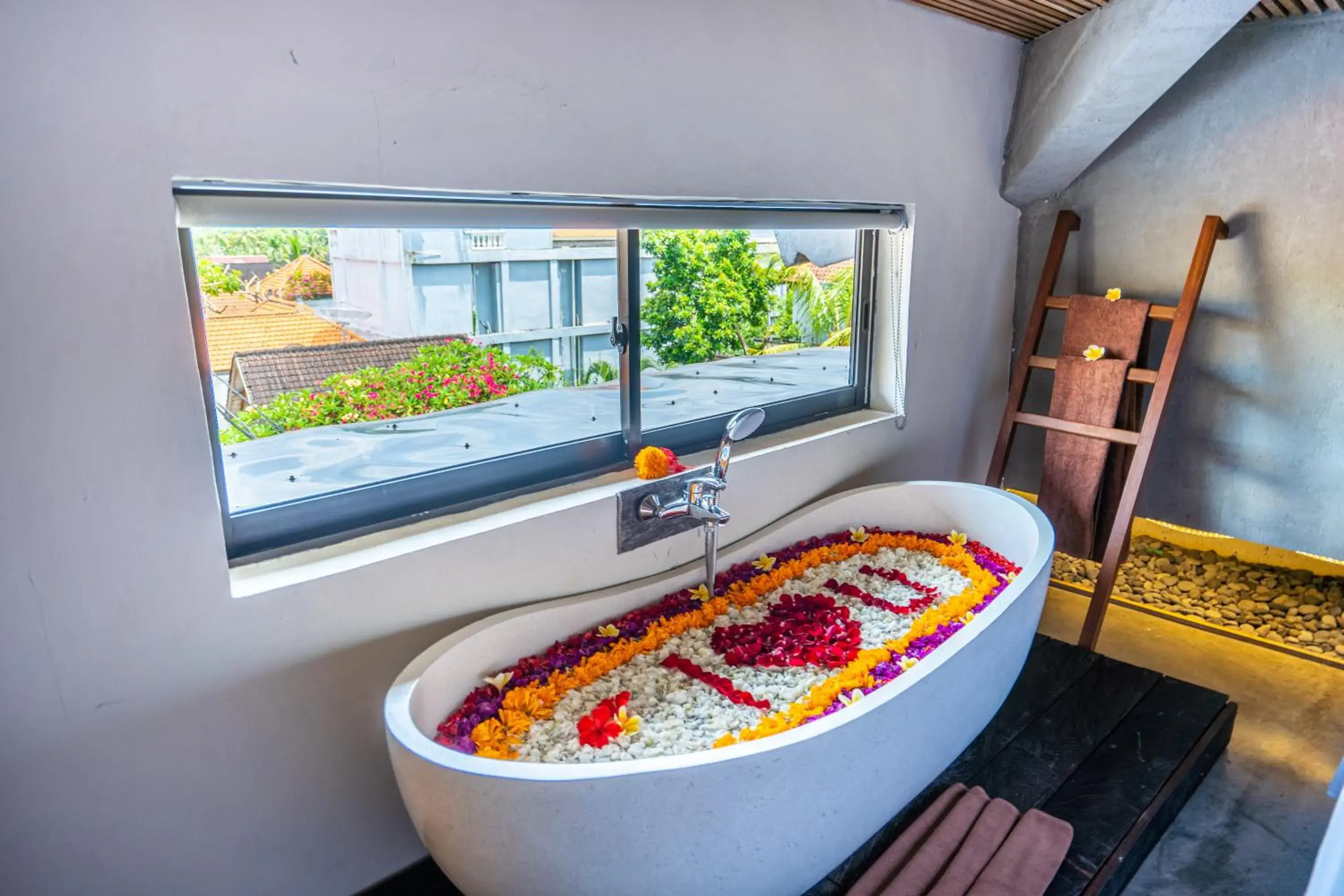 Spa and wellness centre/facilities in Purana Suite Ubud Spa and wellness centre/facilities in Purana Suite Ubud