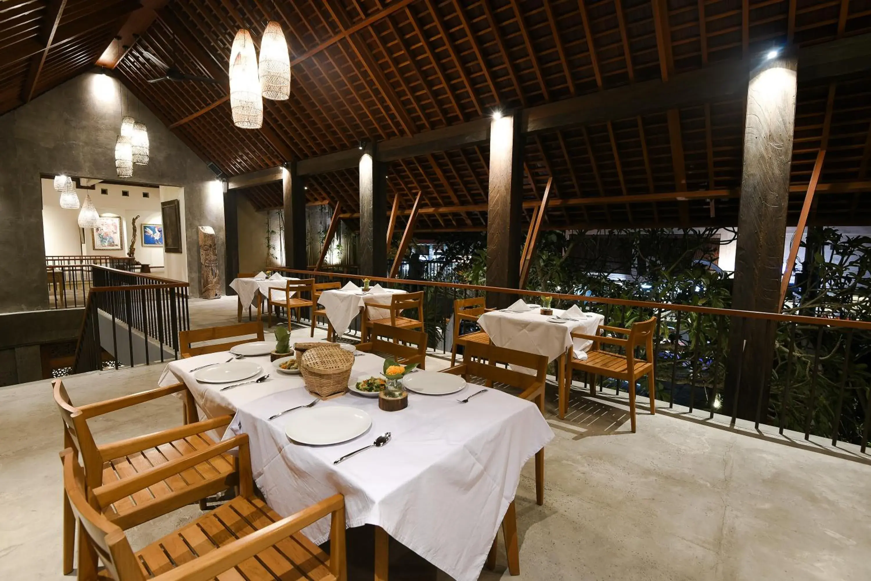 Restaurant/places to eat in Purana Suite Ubud Restaurant/places to eat in Purana Suite Ubud
