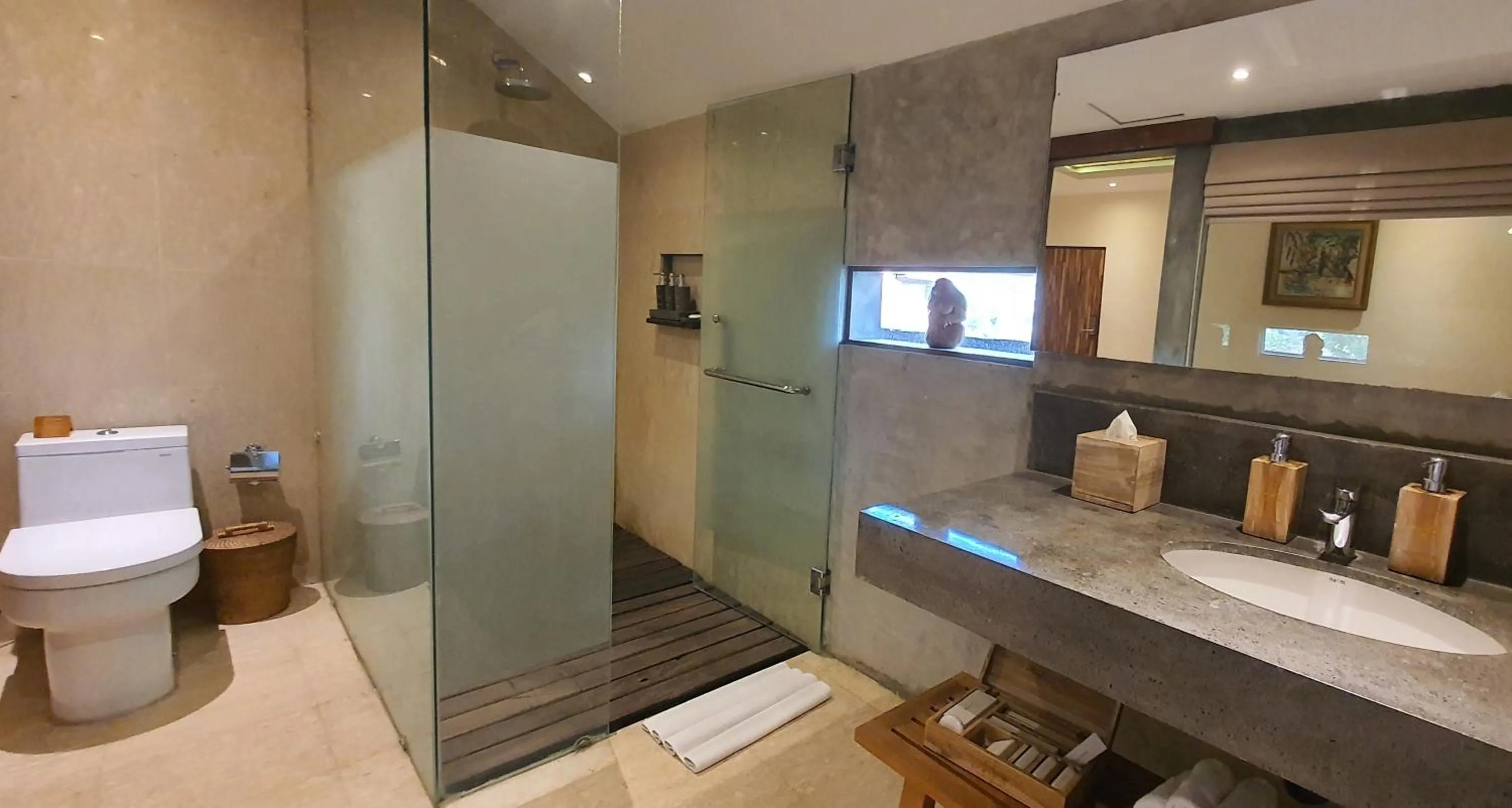 Bathroom in Purana Suite Ubud