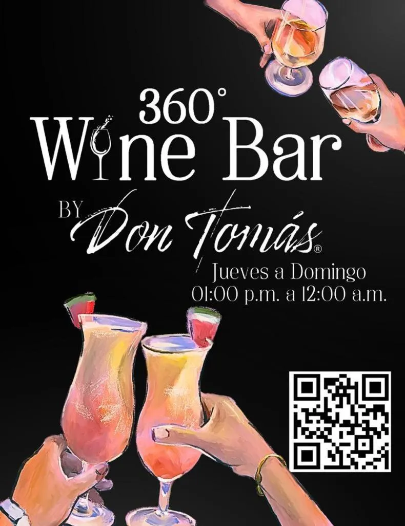 Lounge or bar in Don Tomas Viñedo cabañas