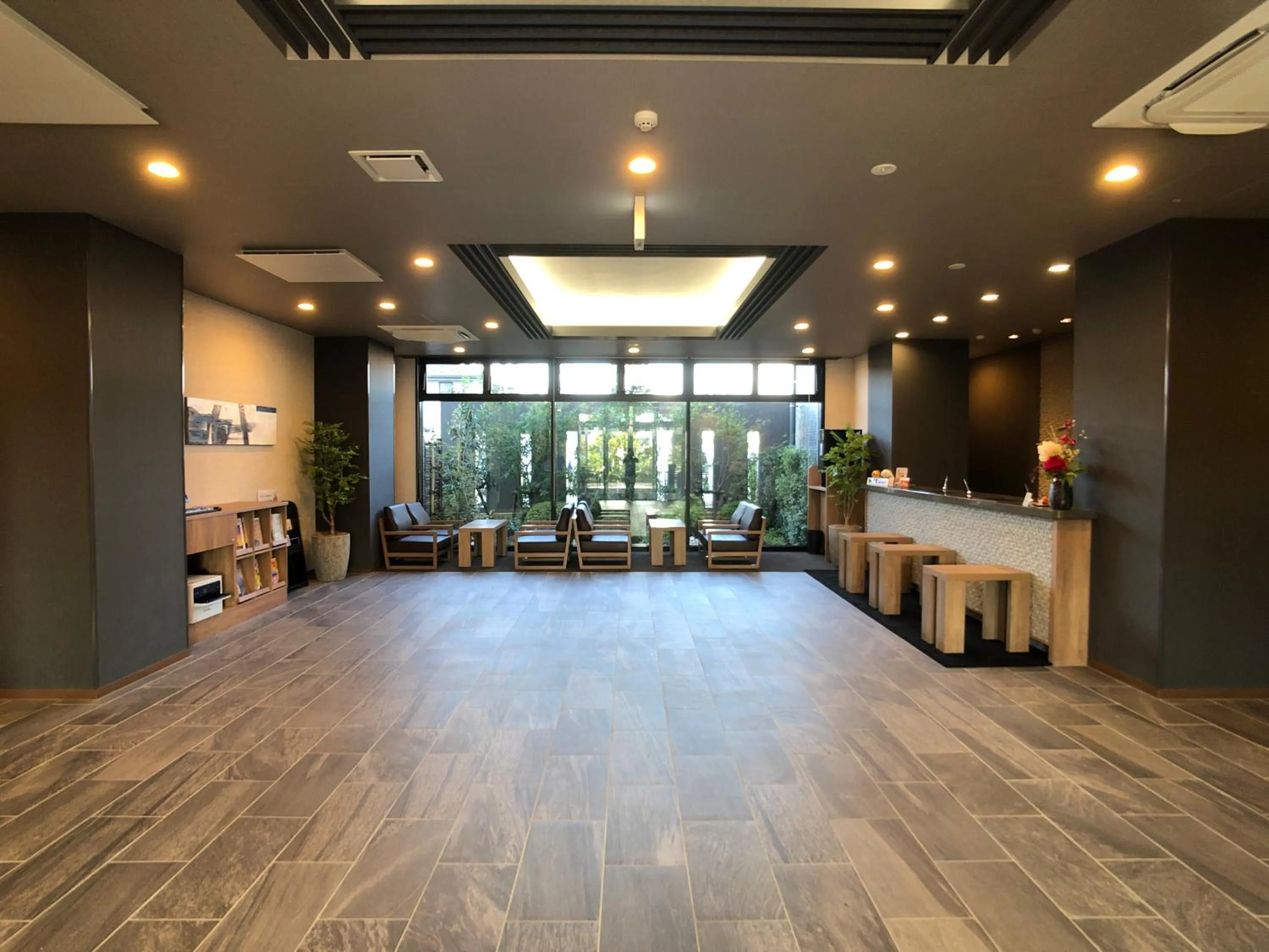 Lobby or reception in Hotel Route-Inn Yamanashi Chuo