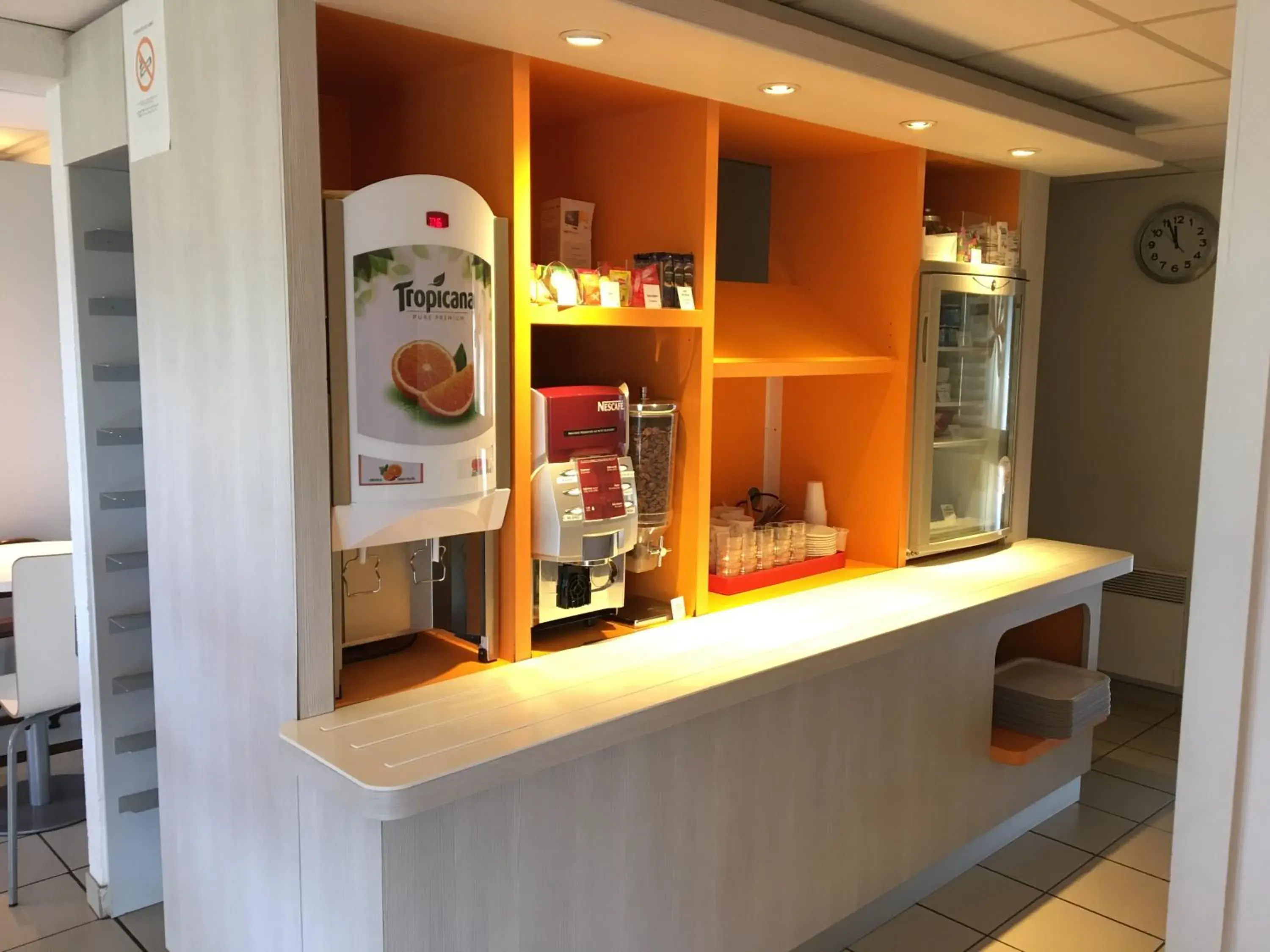 Buffet breakfast in Premiere Classe Herblay Buffet breakfast in Premiere Classe Herblay