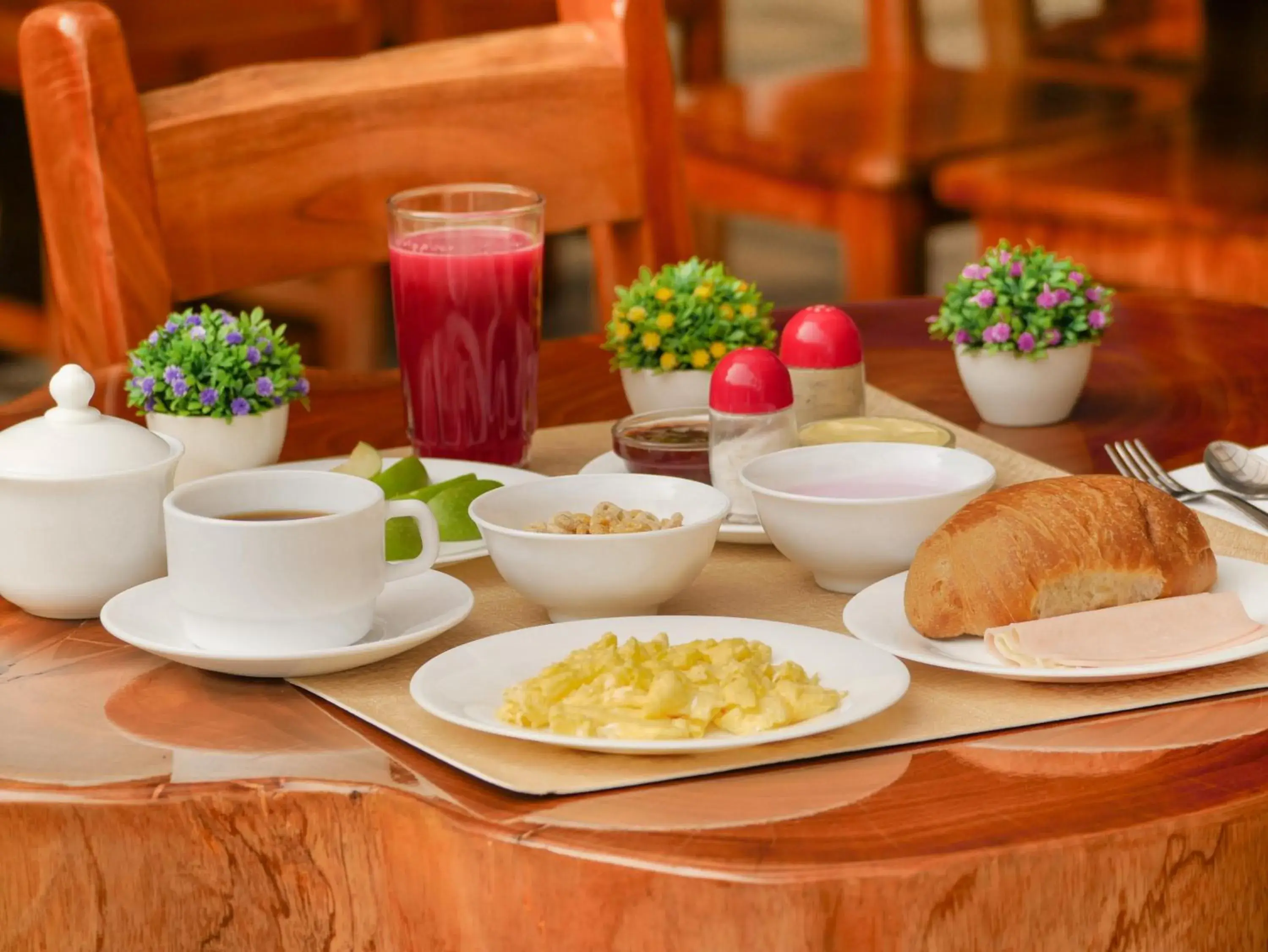 Breakfast in Hostal España Breakfast in Hostal España