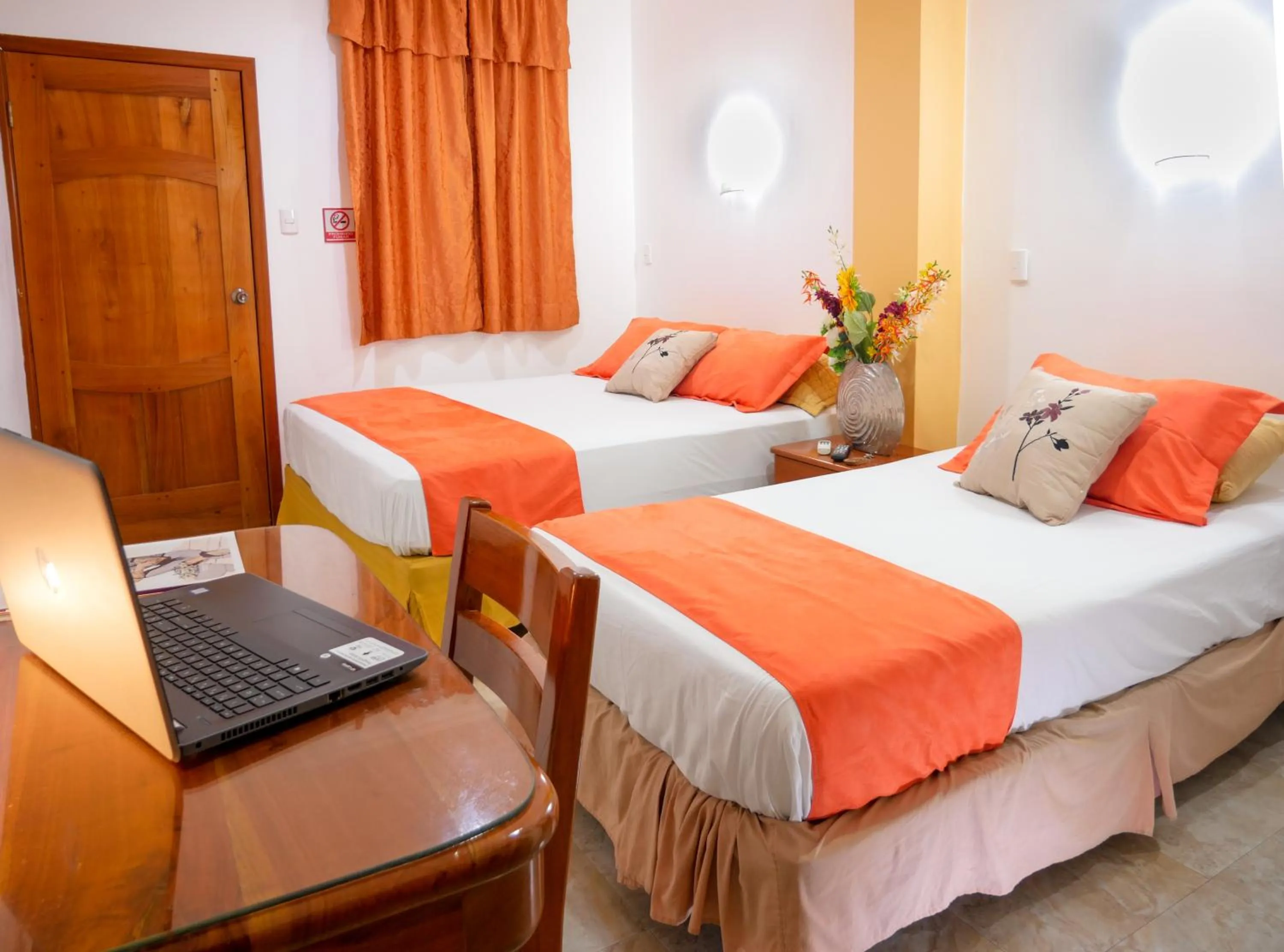 Other, Bed in Hostal España