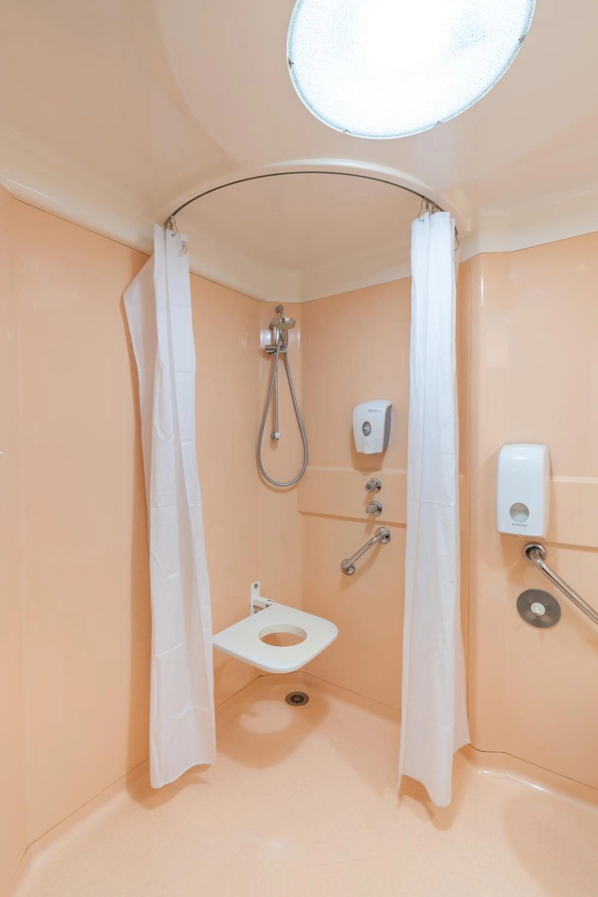 Bathroom in Premiere Classe Deauville Touques