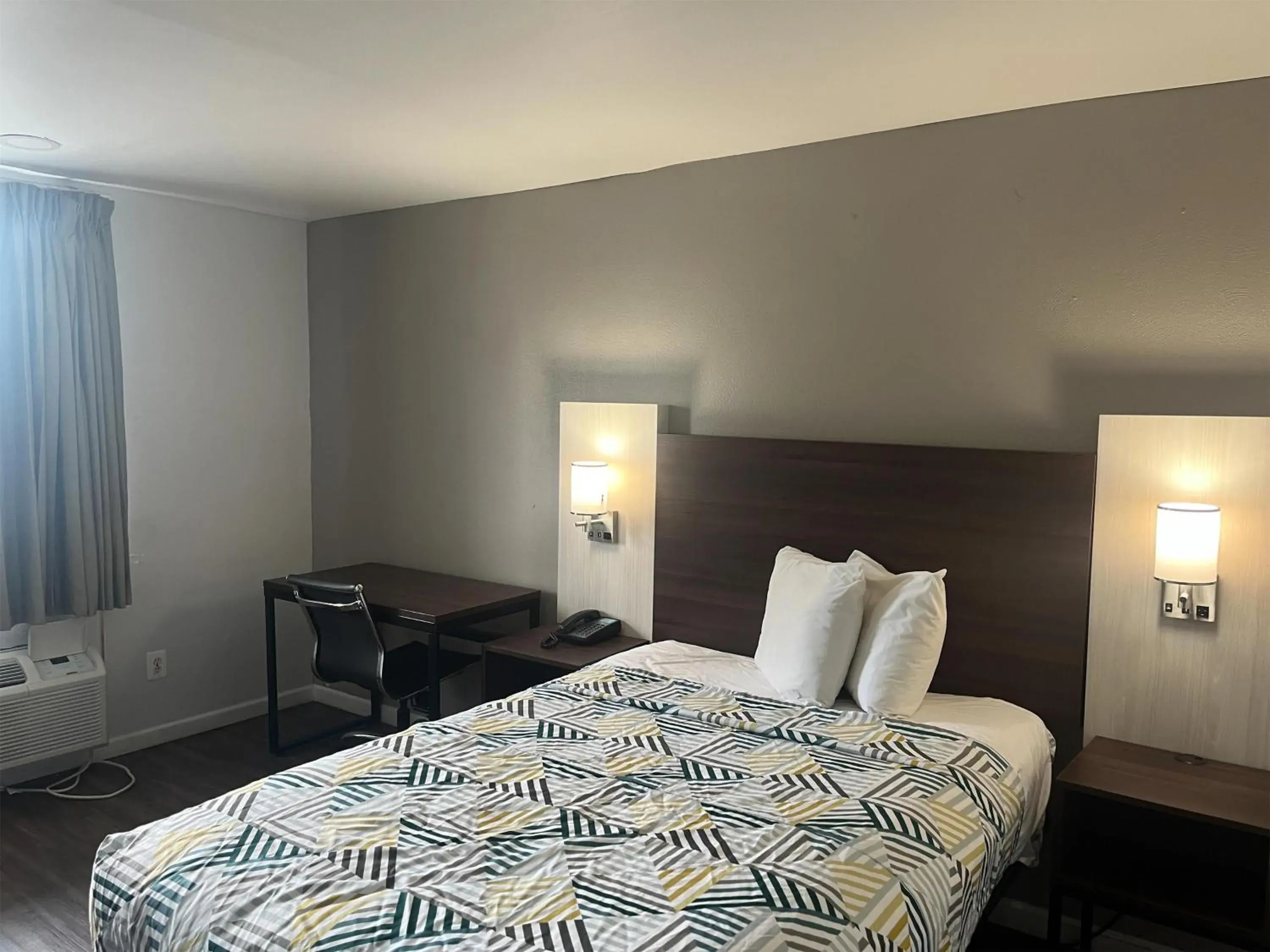 Bedroom, Bed in Motel 6 Saint George, SC – I-95 Bedroom, Bed in Motel 6 Saint George, SC – I-95