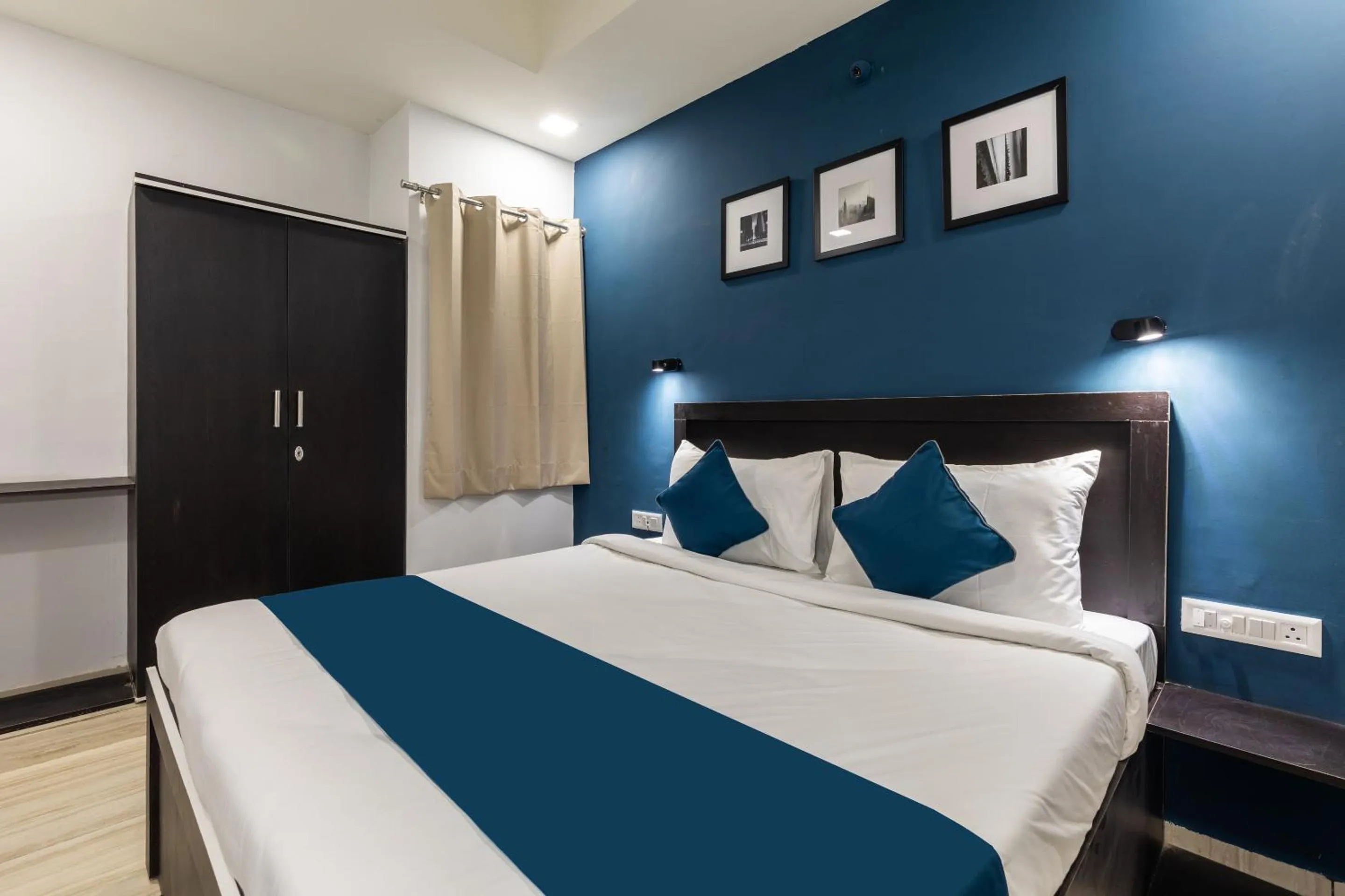 Bedroom, Bed in SILVERKEY FUSION STAYS