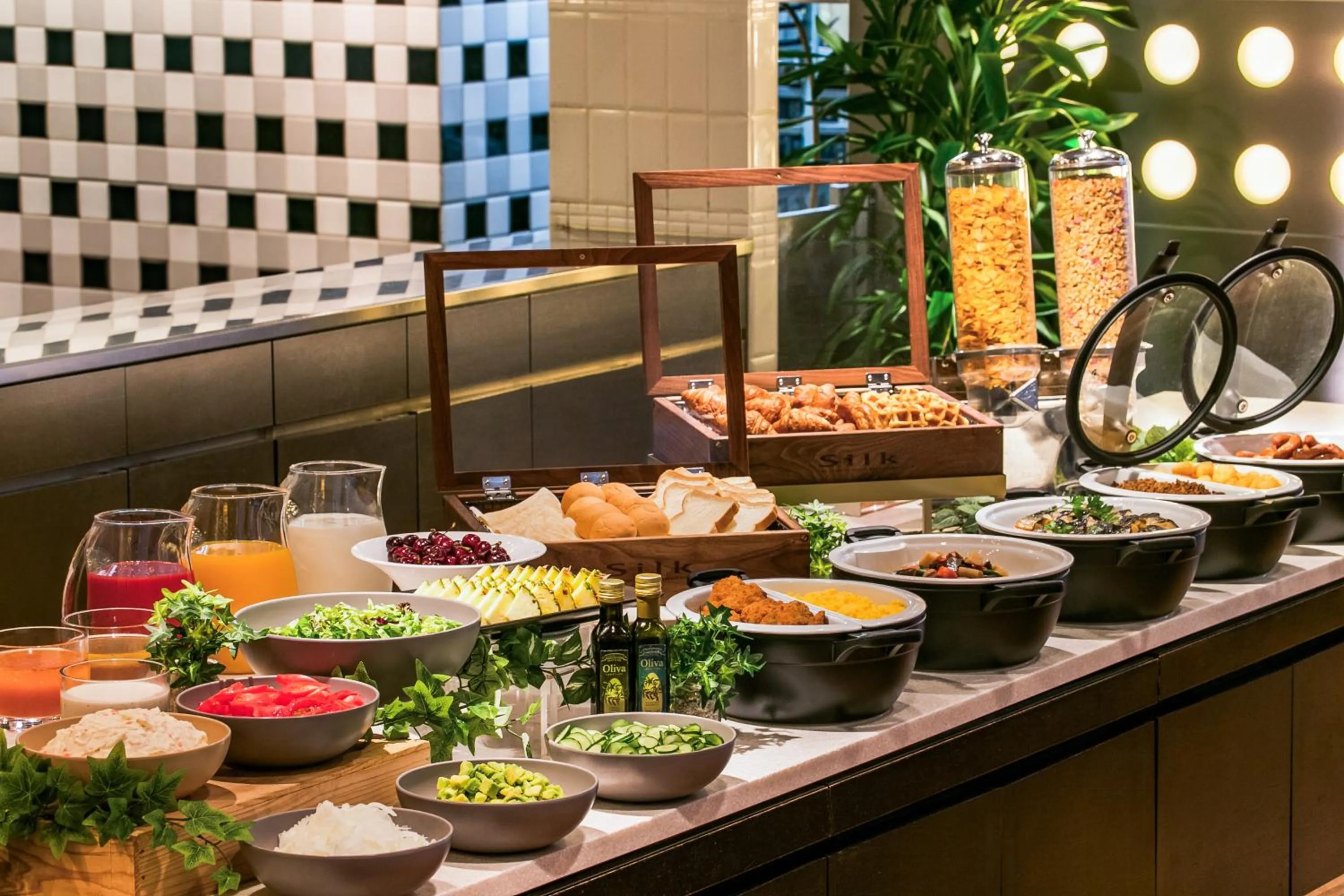 Food and drinks in Hotel JAL City Kannai Yokohama