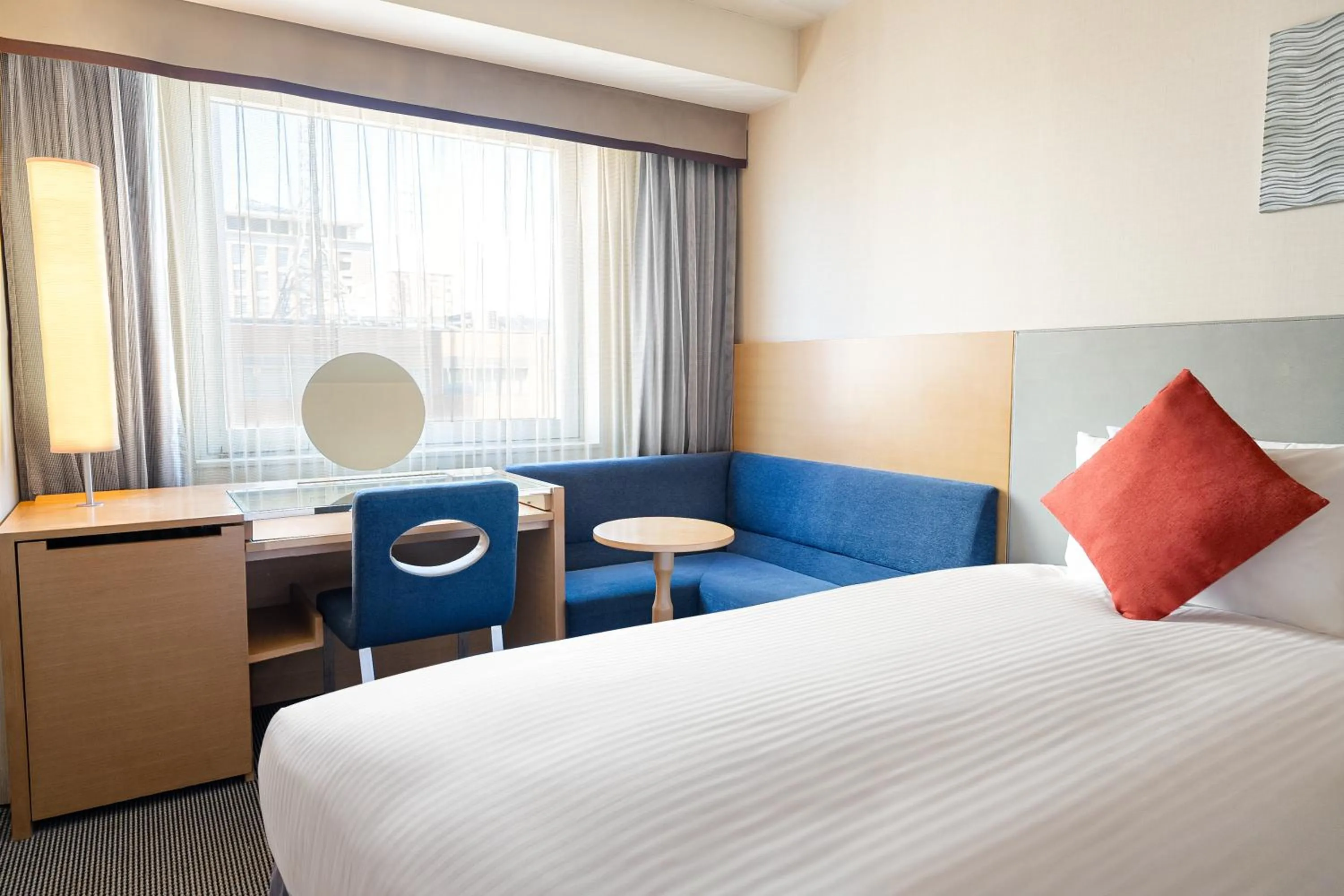 Bed in Hotel JAL City Kannai Yokohama