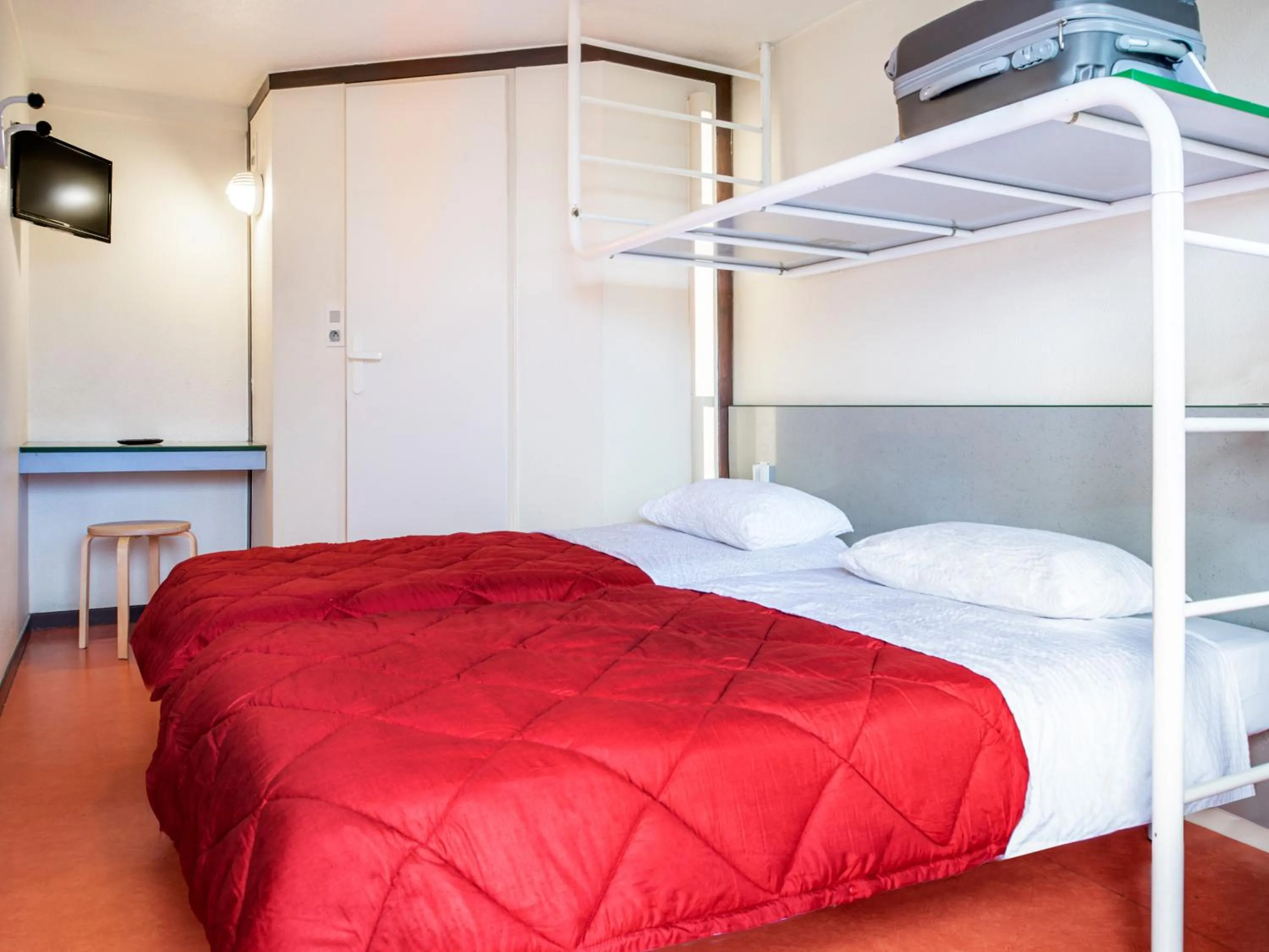 Bedroom, Bed in Première Classe Lille Sud Henin Beaumont