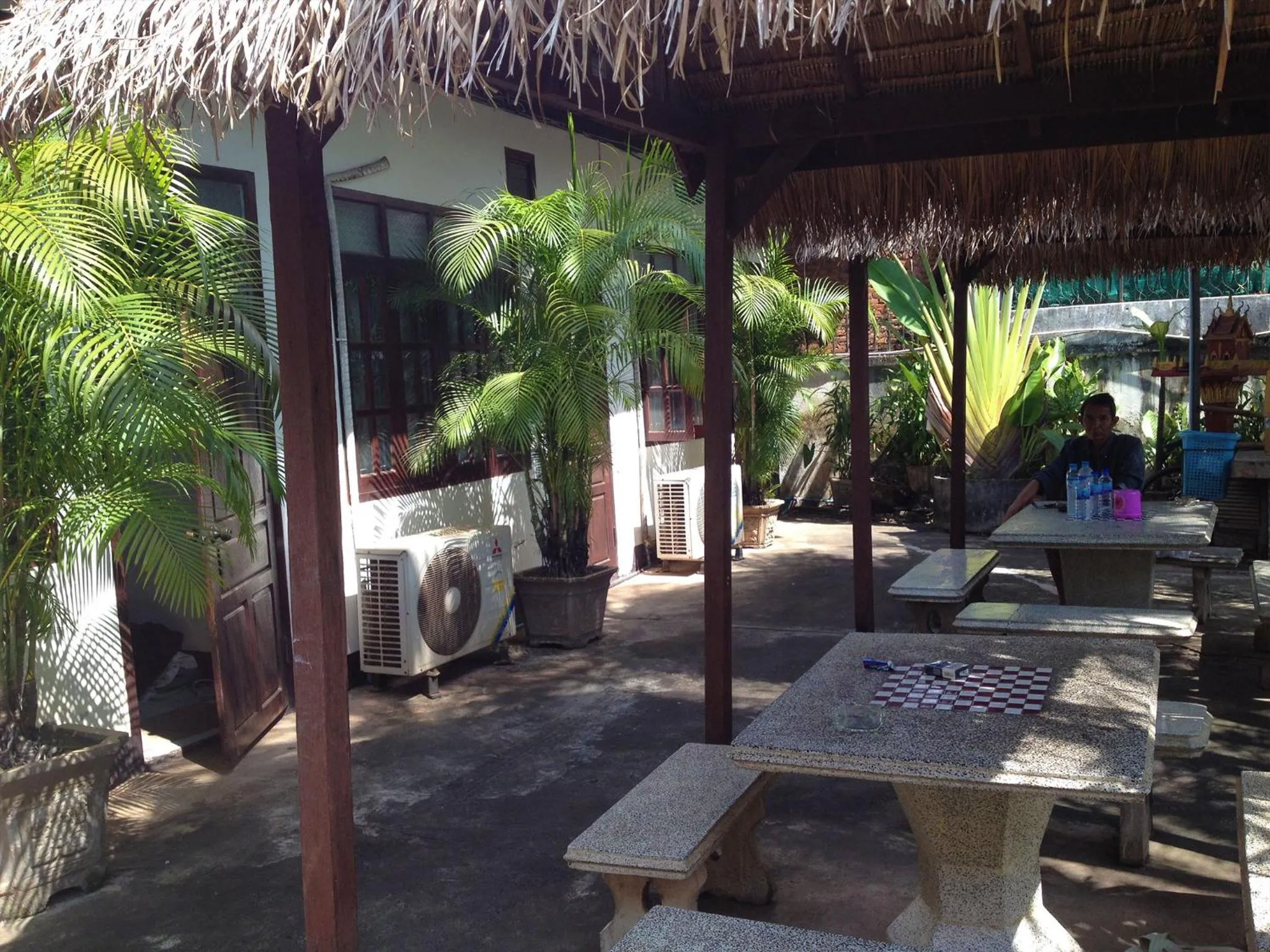 Area and facilities in Villa Sisavad Guesthouse