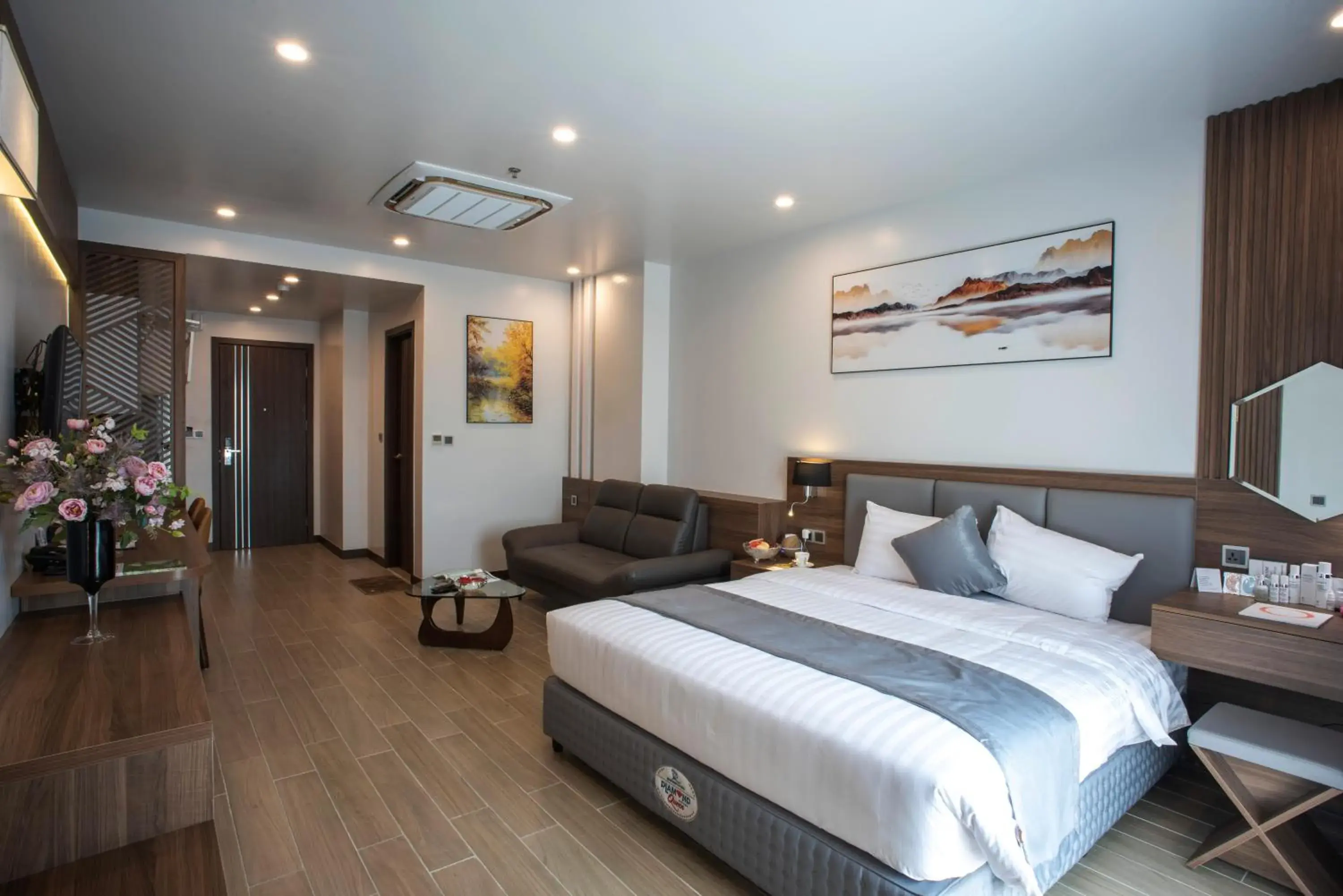 Bed in ZEN RIVERSIDE HOTEL & RESIDENCES Bed in ZEN RIVERSIDE HOTEL & RESIDENCES