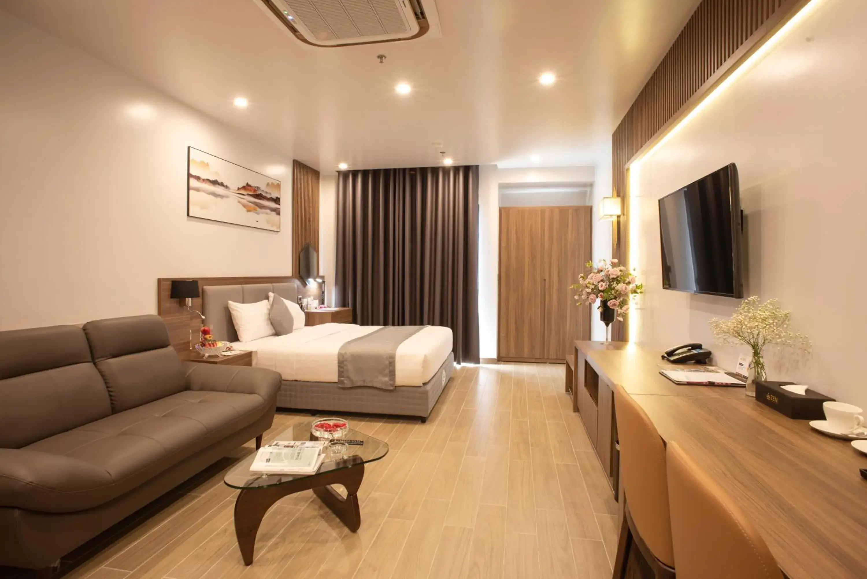 Patio, Bed in ZEN RIVERSIDE HOTEL & RESIDENCES Patio, Bed in ZEN RIVERSIDE HOTEL & RESIDENCES