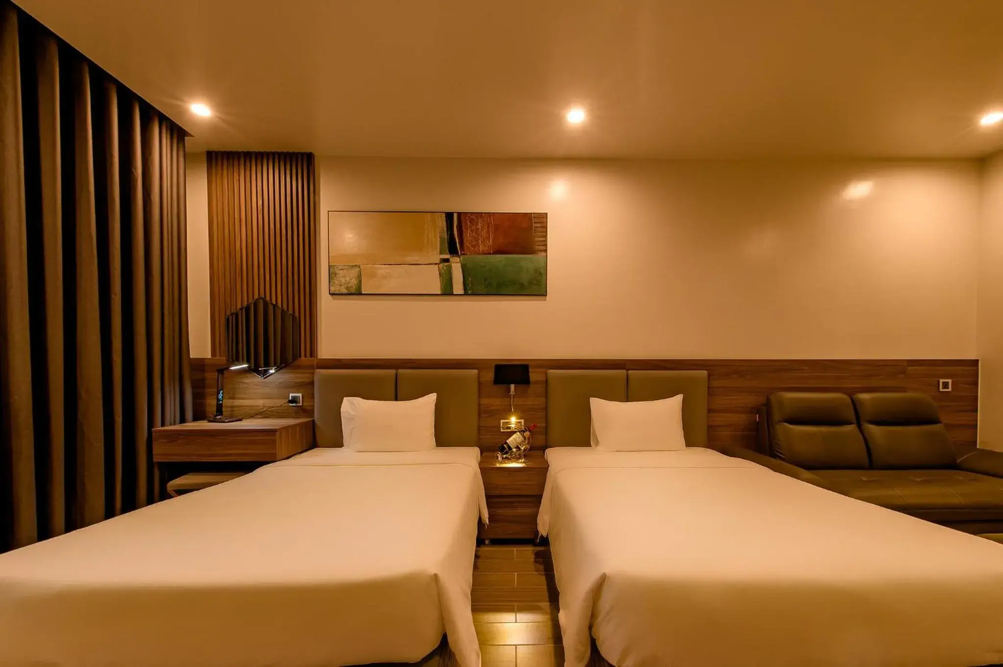 Bedroom, Bed in ZEN RIVERSIDE HOTEL & RESIDENCES Bedroom, Bed in ZEN RIVERSIDE HOTEL & RESIDENCES