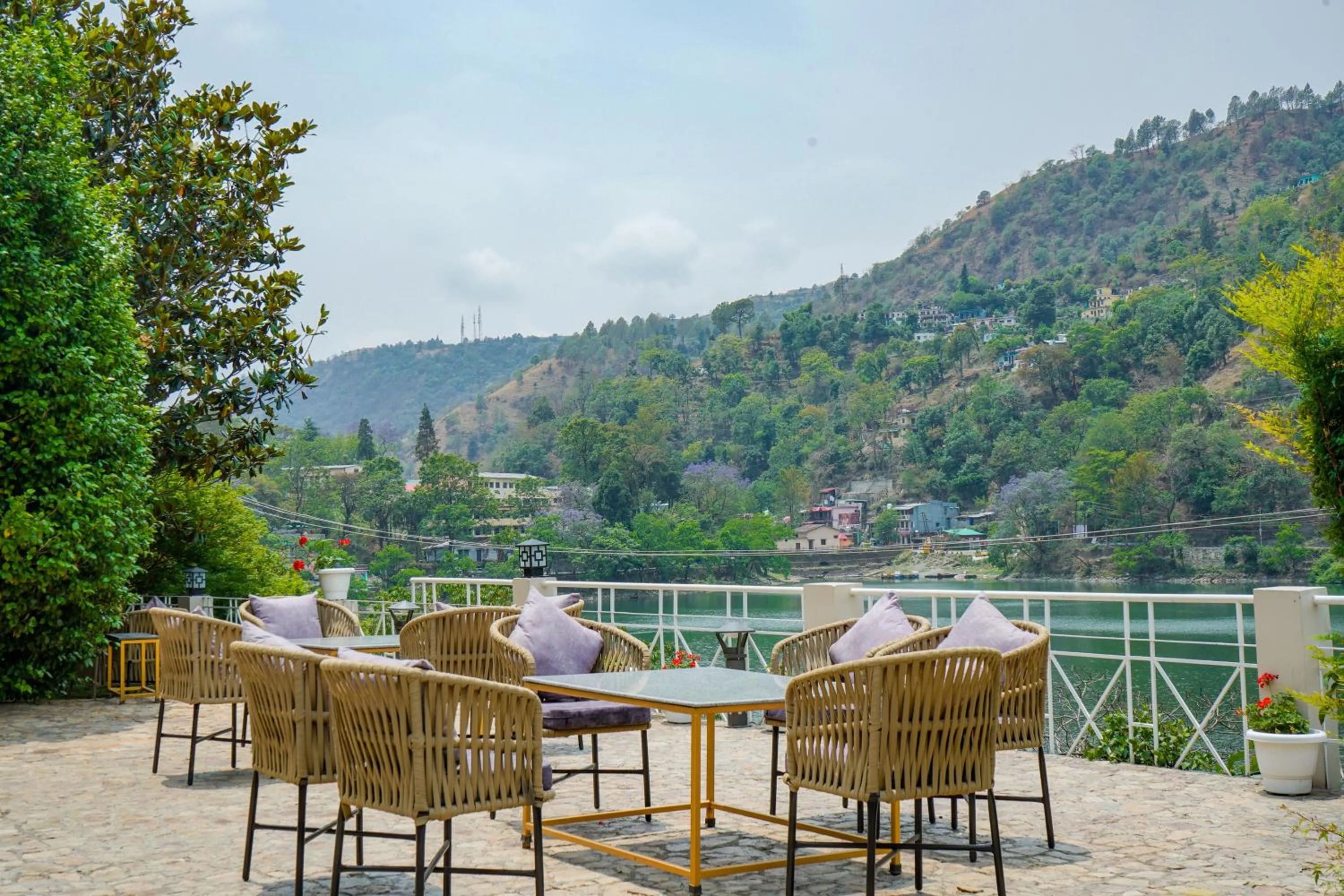 Natural landscape in Neelesh Inn- A Luxury Lake View Hotel- 20 kms from Nainital
