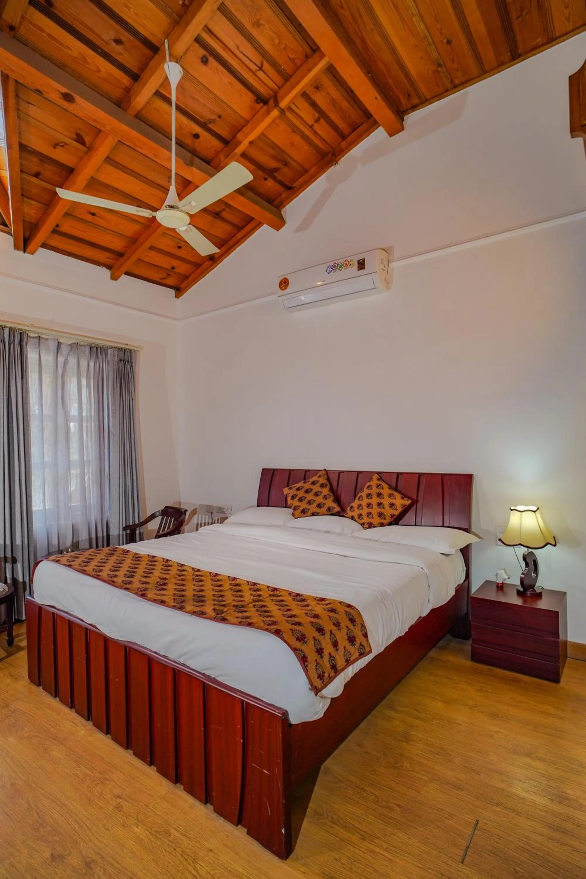 Bed in Neelesh Inn- A Luxury Lake View Hotel- 20 kms from Nainital