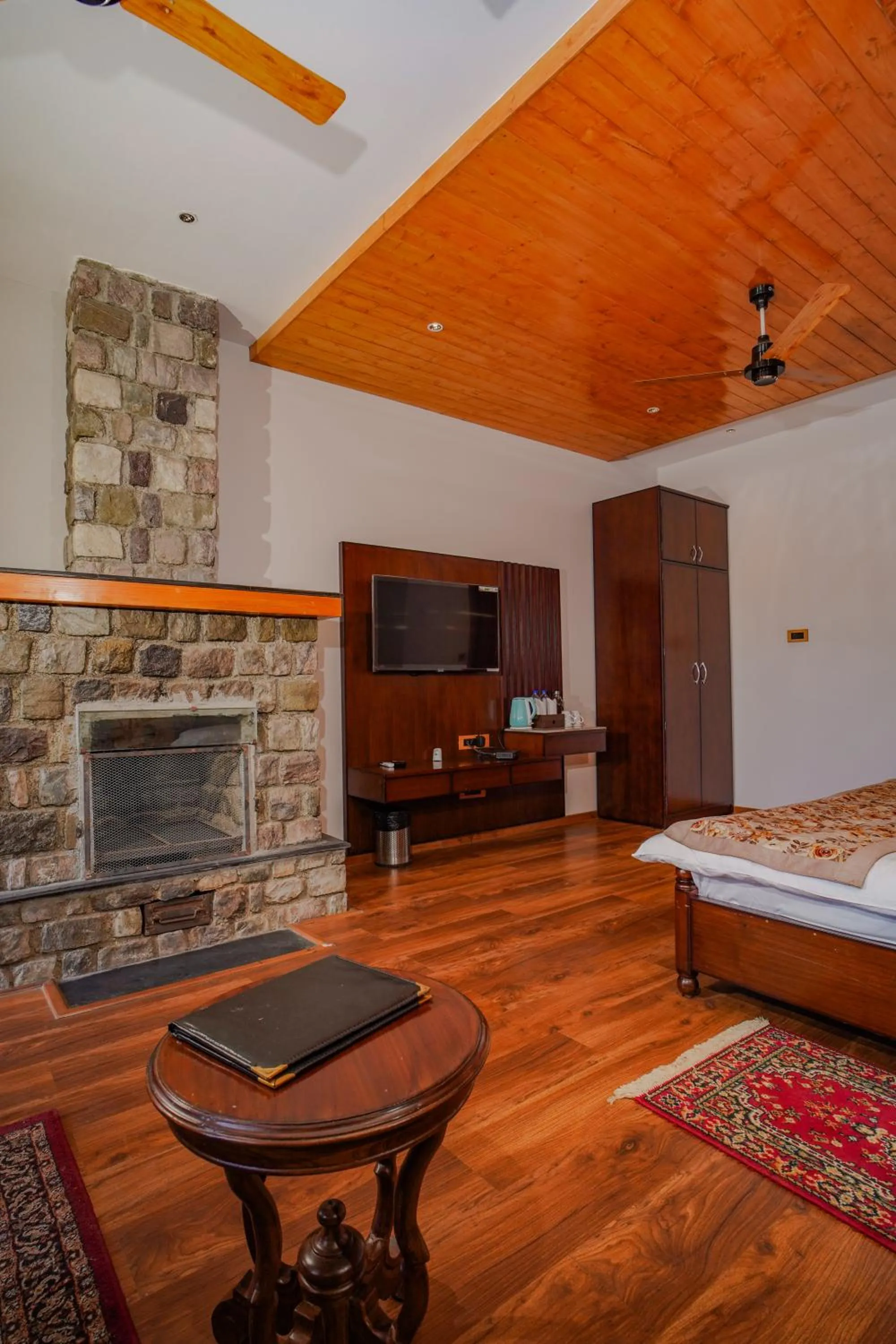 Bed in Neelesh Inn- A Luxury Lake View Hotel- 20 kms from Nainital