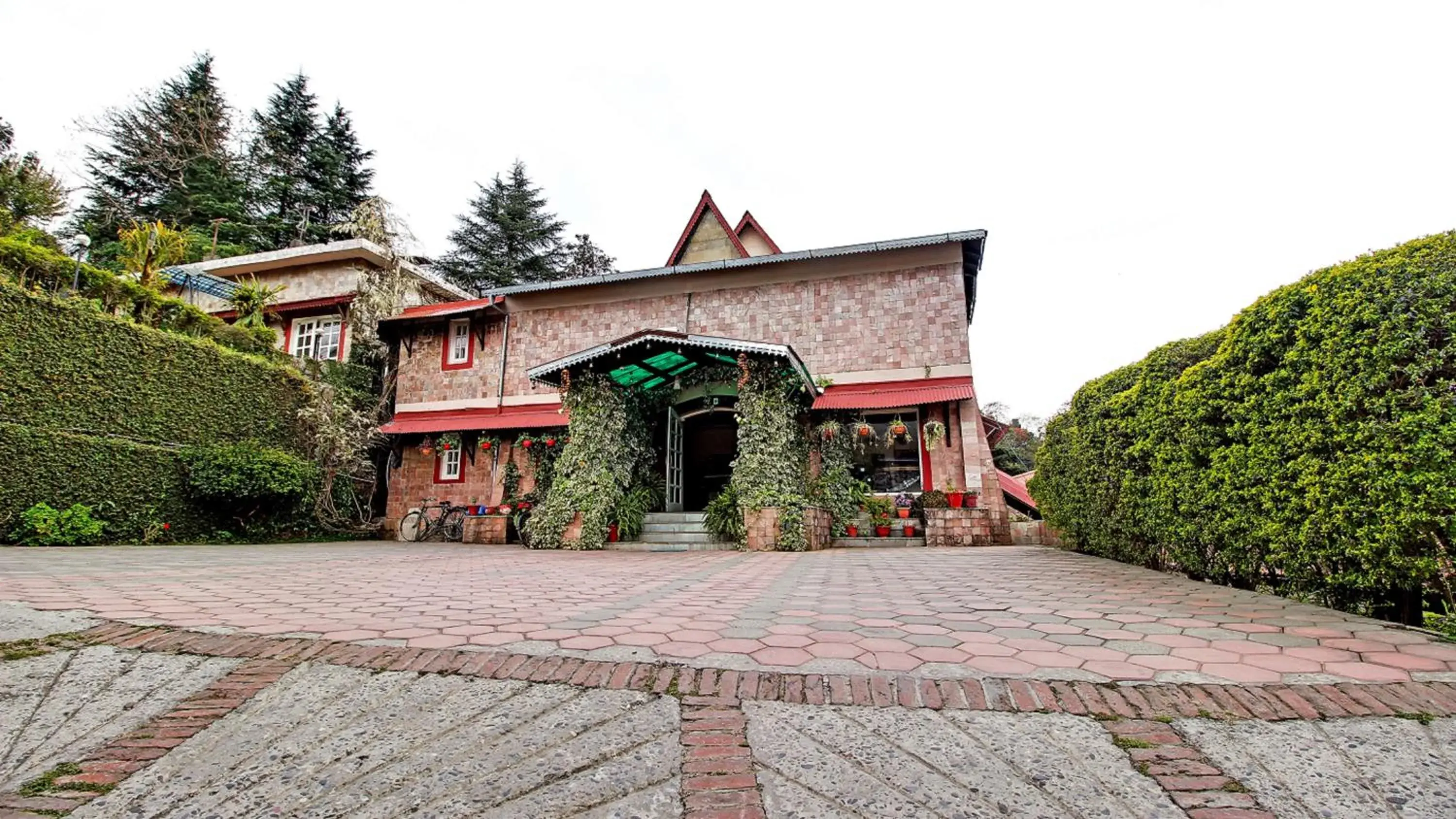 Property building in Neelesh Inn- A Luxury Lake View Hotel- 20 kms from Nainital Property building in Neelesh Inn- A Luxury Lake View Hotel- 20 kms from Nainital