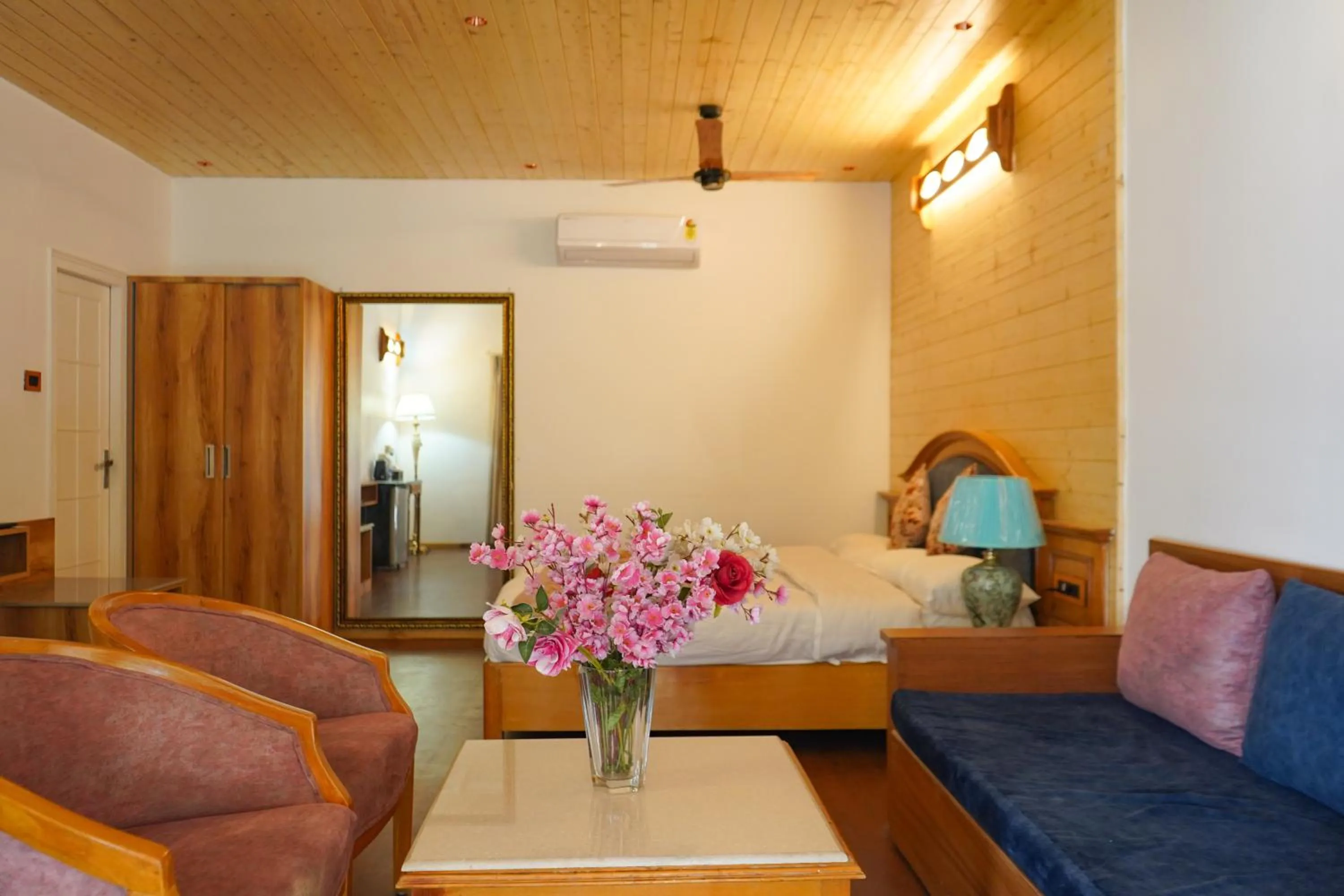 Bed in Neelesh Inn- A Luxury Lake View Hotel- 20 kms from Nainital