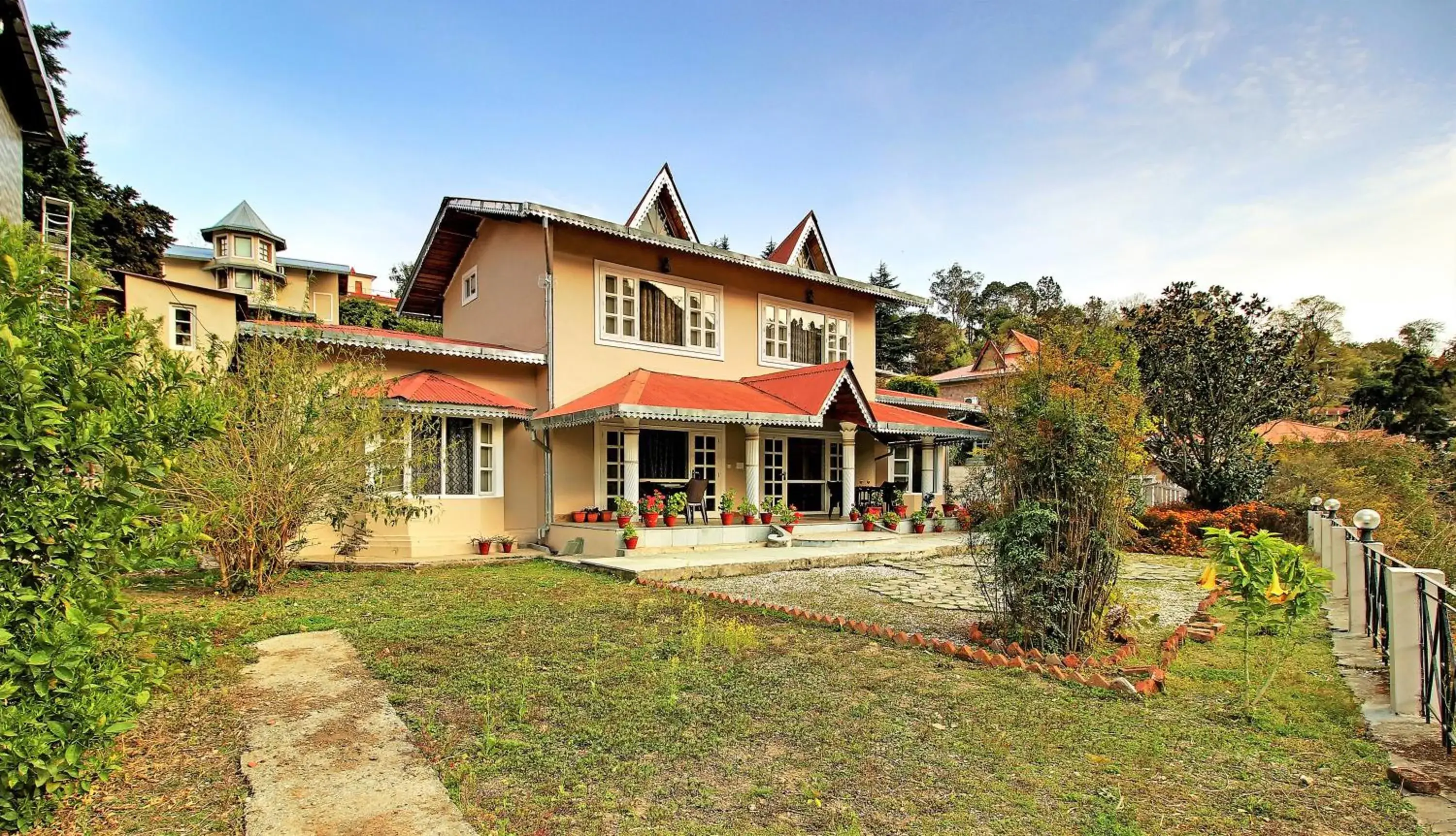 Property building in Neelesh Inn- A Luxury Lake View Hotel- 20 kms from Nainital Property building in Neelesh Inn- A Luxury Lake View Hotel- 20 kms from Nainital