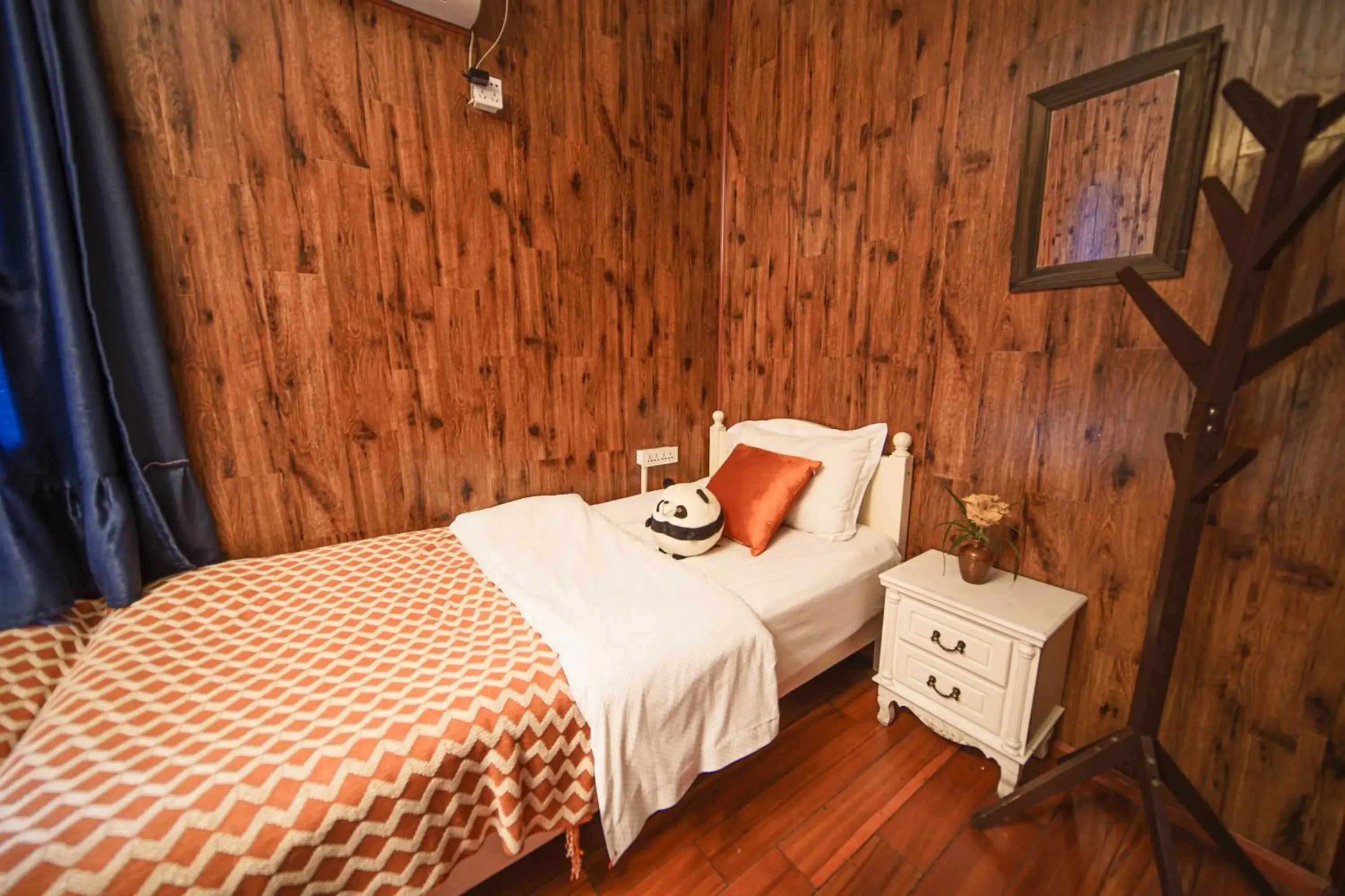 Basic Triple Room in POSHPACKER - Chengdu Mix Hostel - Cicada Zen Yard Basic Triple Room in POSHPACKER - Chengdu Mix Hostel - Cicada Zen Yard
