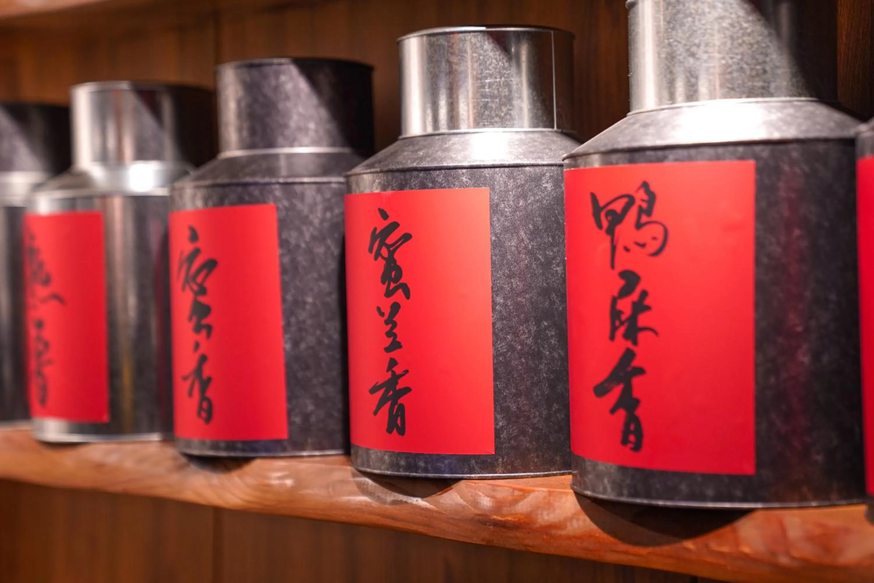 Coffee/tea facilities in POSHPACKER - Chengdu Mix Hostel - Cicada Zen Yard