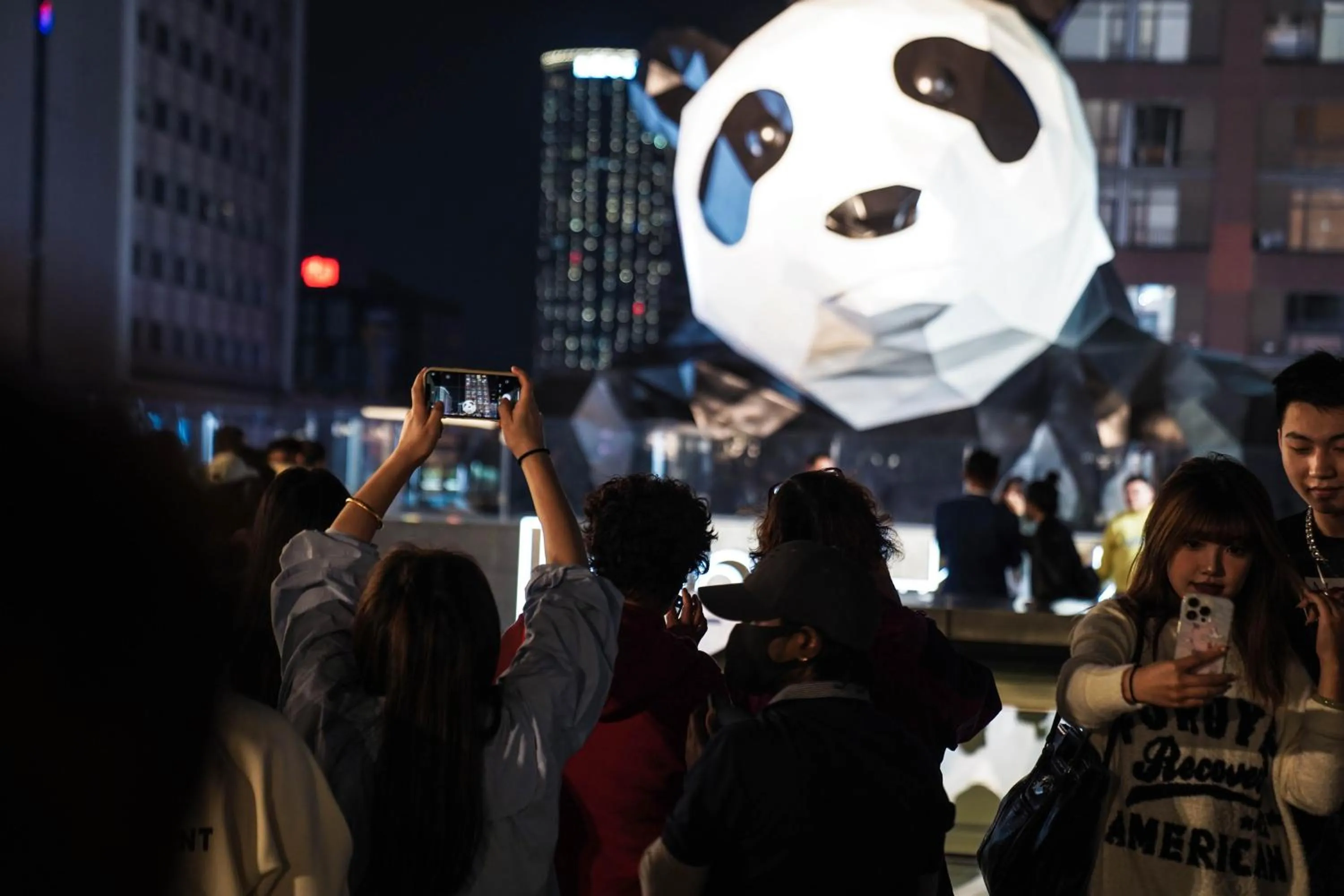 Hiking in Chengdu Mix Hostel