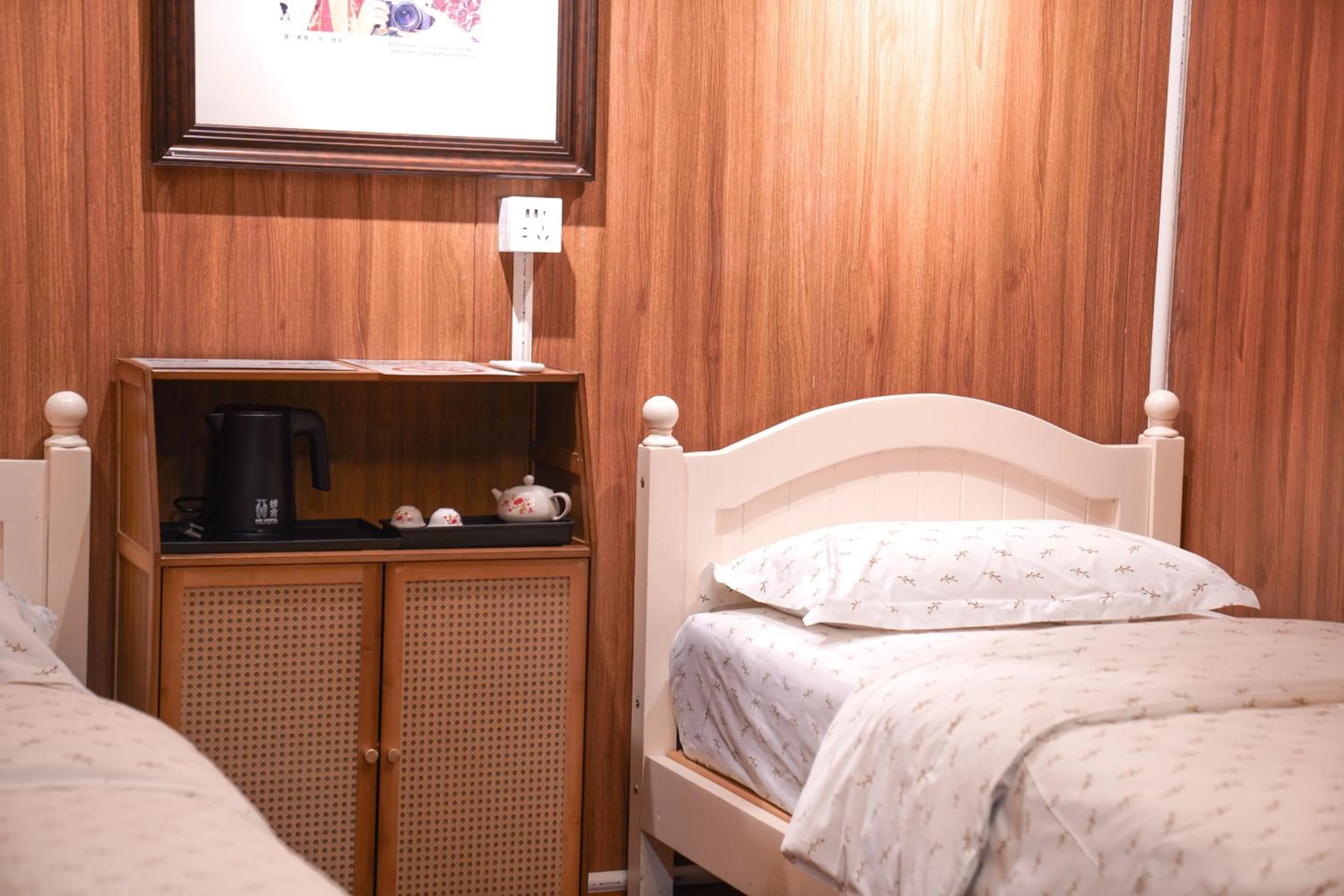 Bedroom, Bed in POSHPACKER - Chengdu Mix Hostel - Cicada Zen Yard