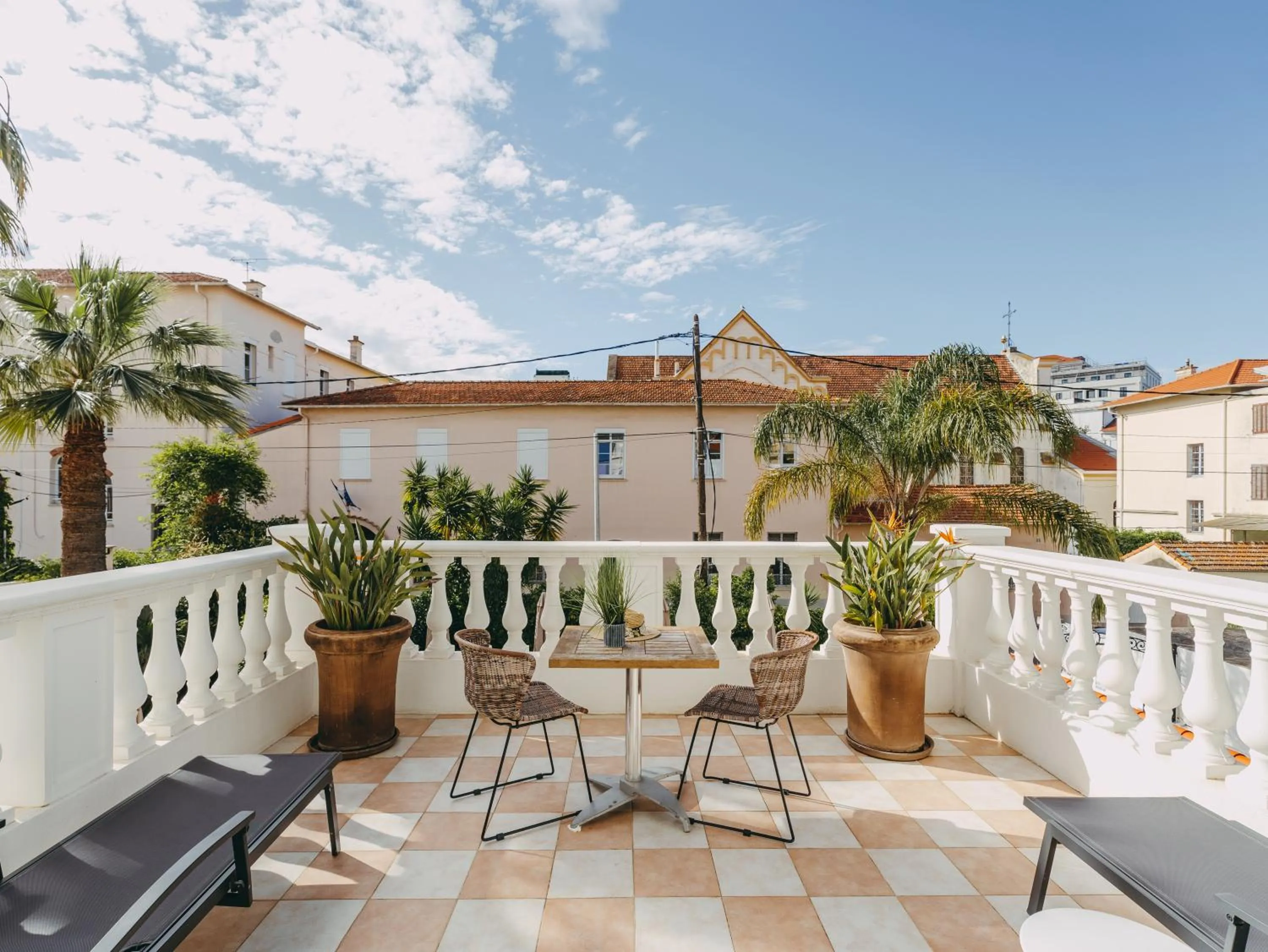 Balcony/Terrace in Hôtel La Villa Juan Beach