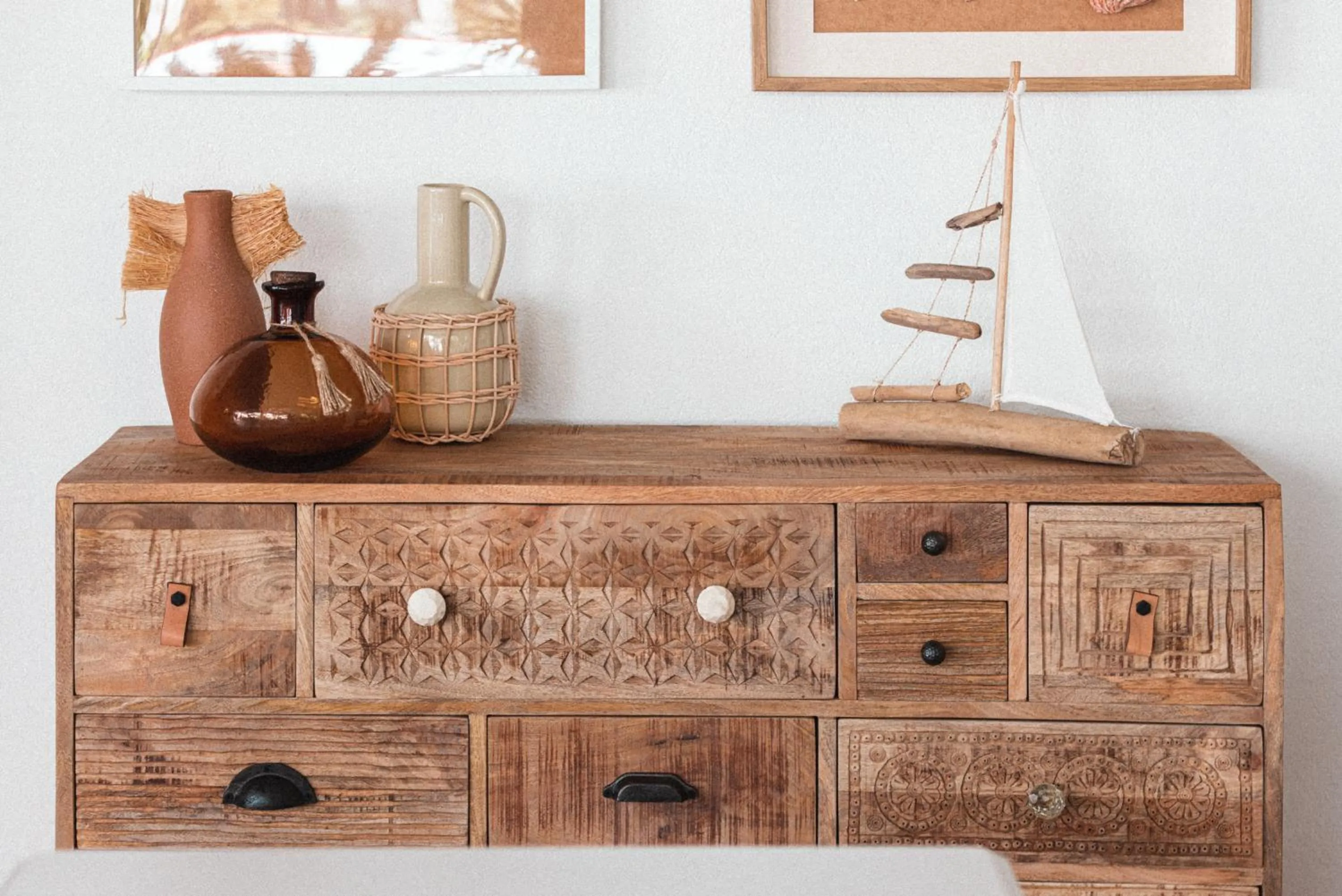 Decorative detail in Hôtel La Villa Juan Beach