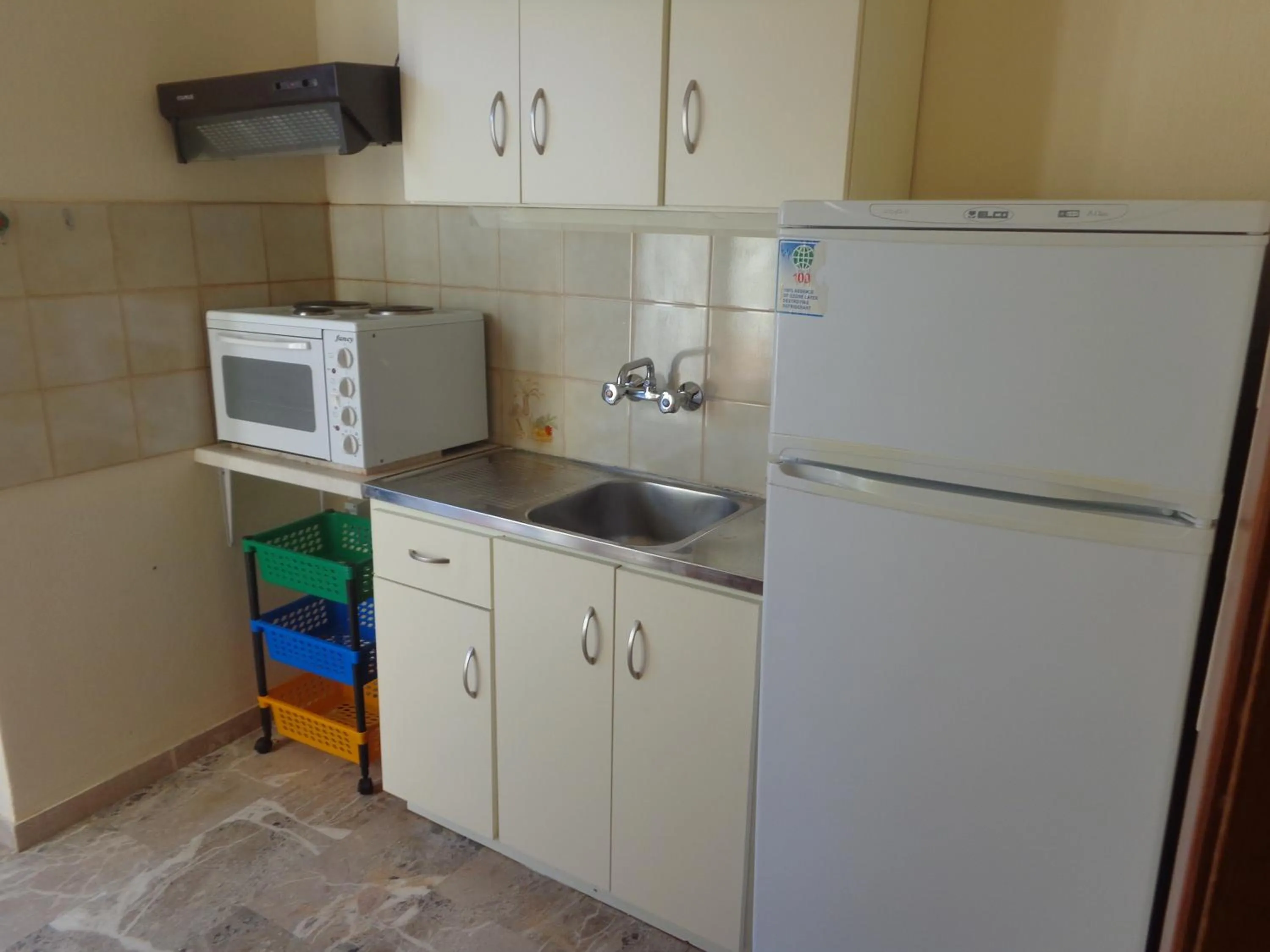 Kitchen or kitchenette in Finikas