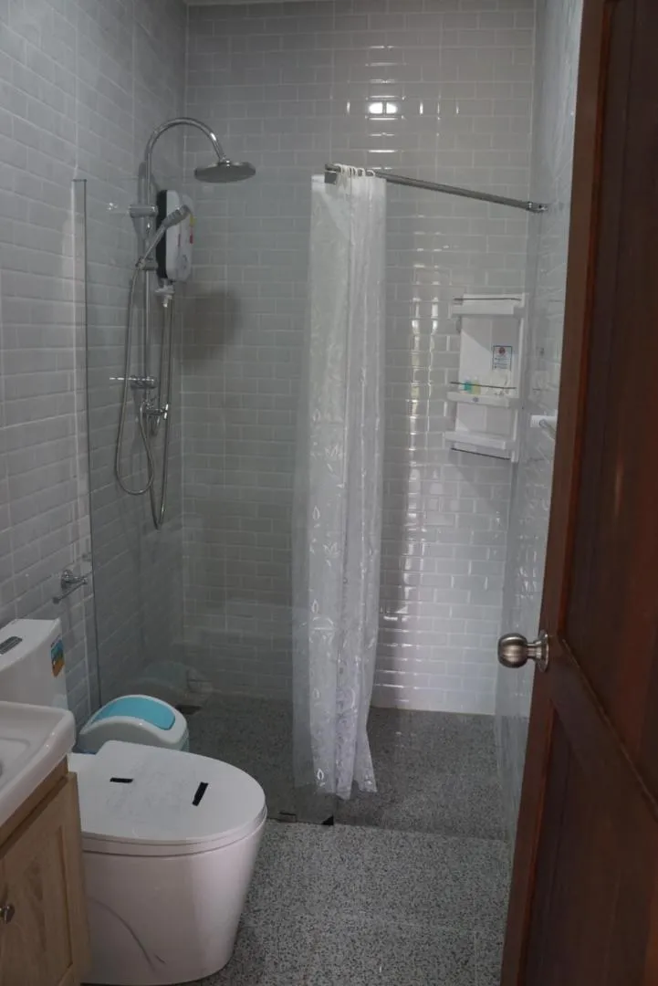 Bathroom in Evie Mae Resort