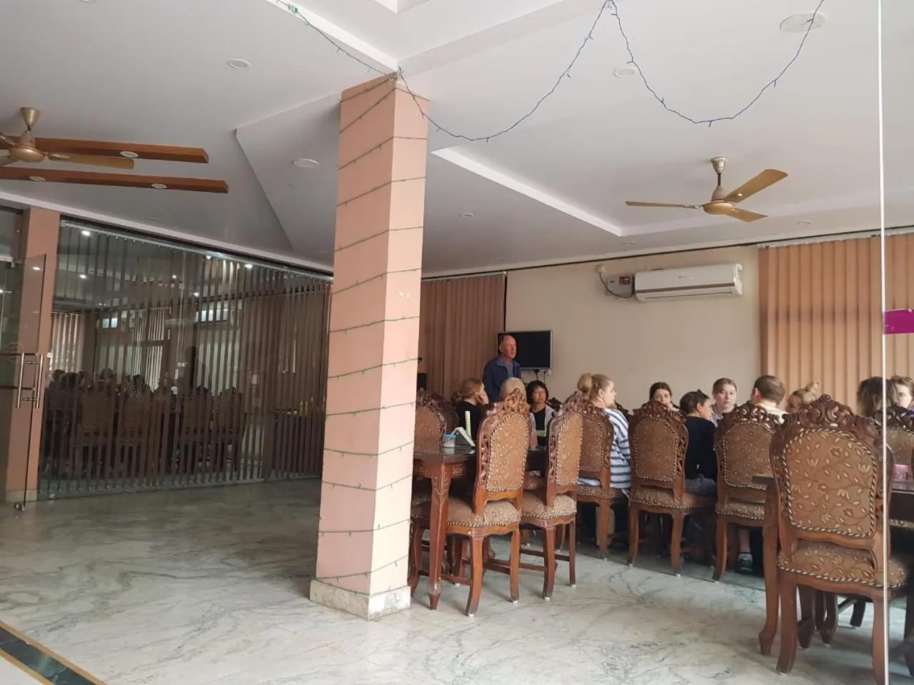 Restaurant/places to eat in HOTEL HAIFA