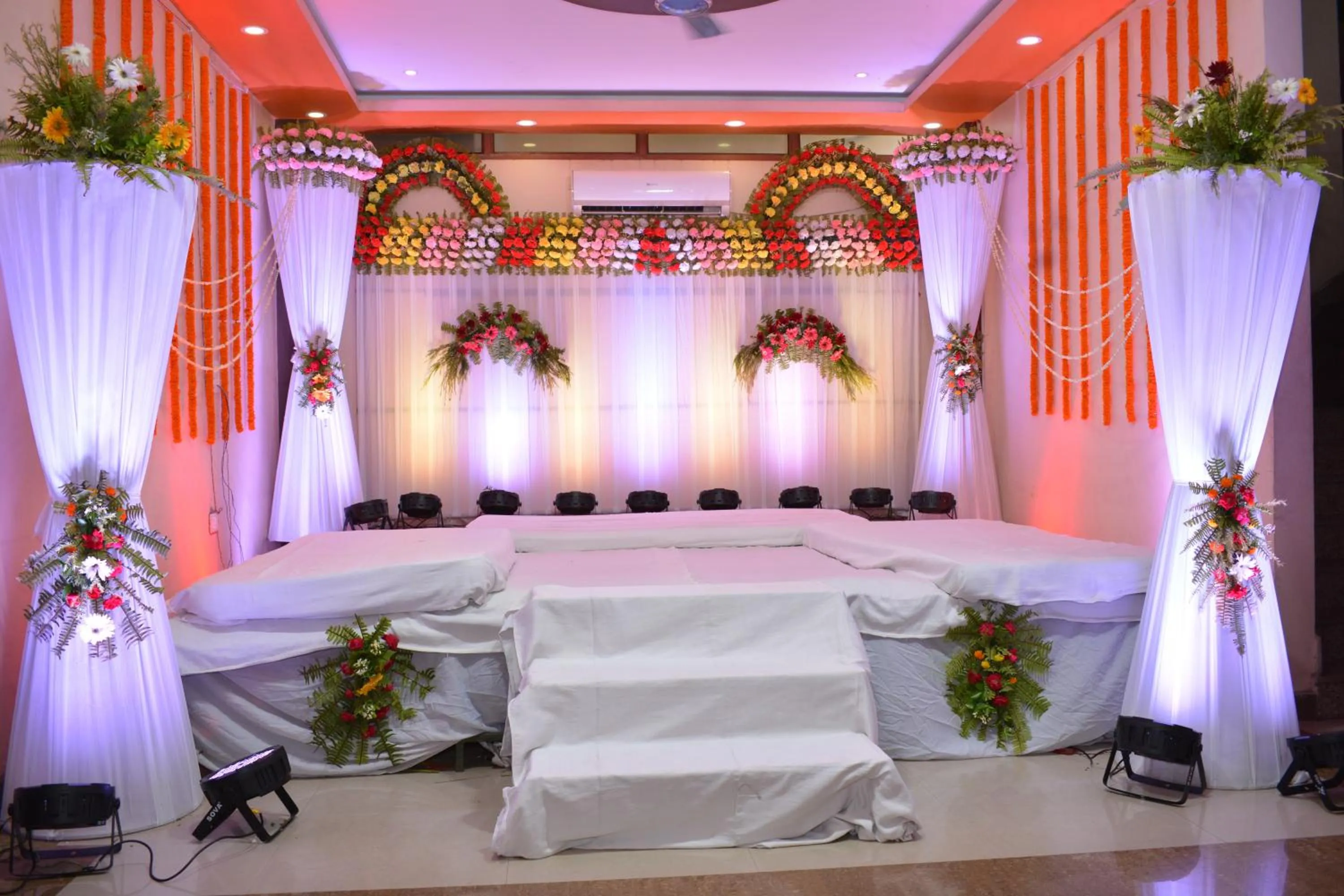 Banquet/Function facilities in HOTEL HAIFA