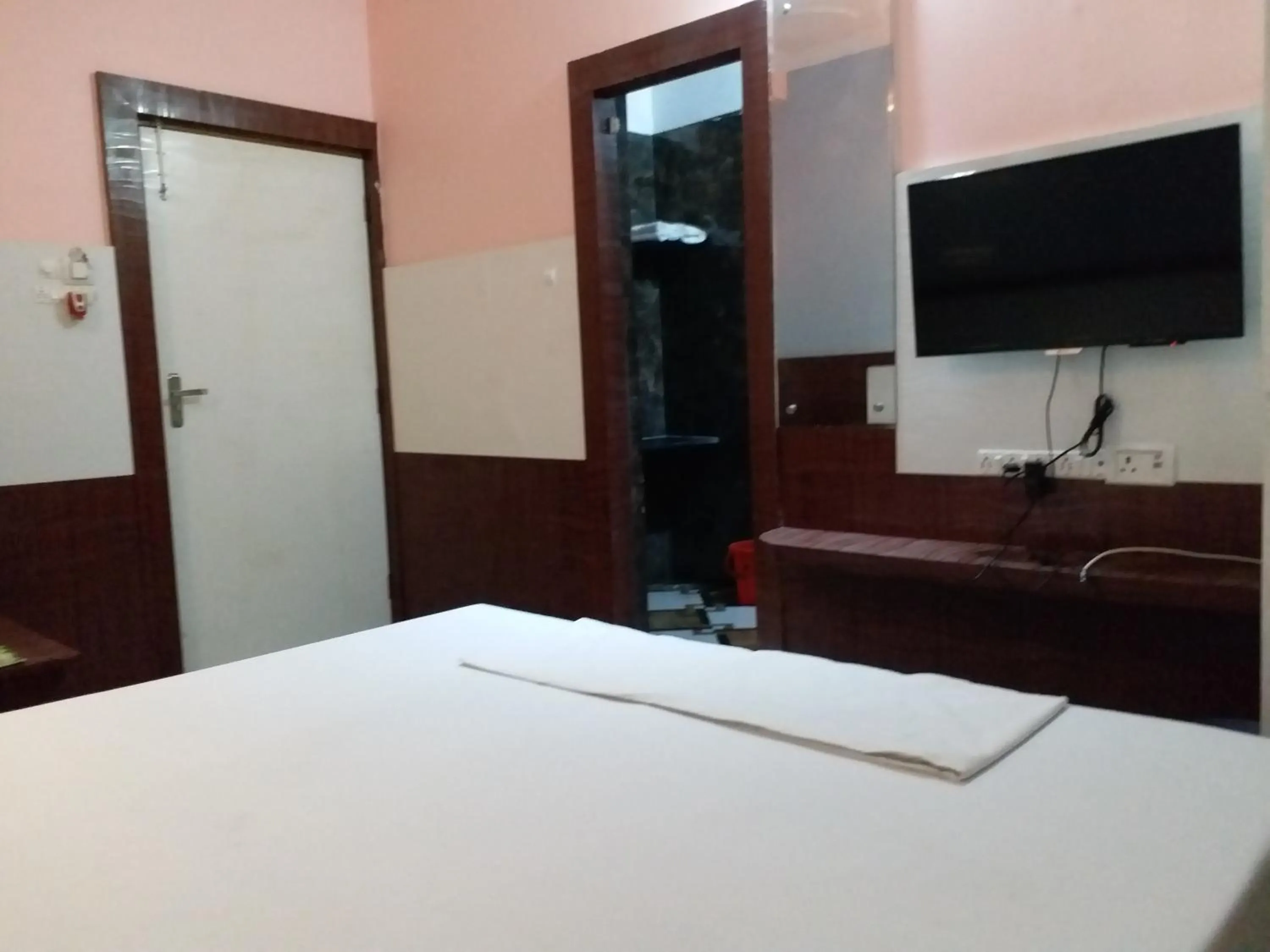 TV and multimedia, Bed in HOTEL HAIFA