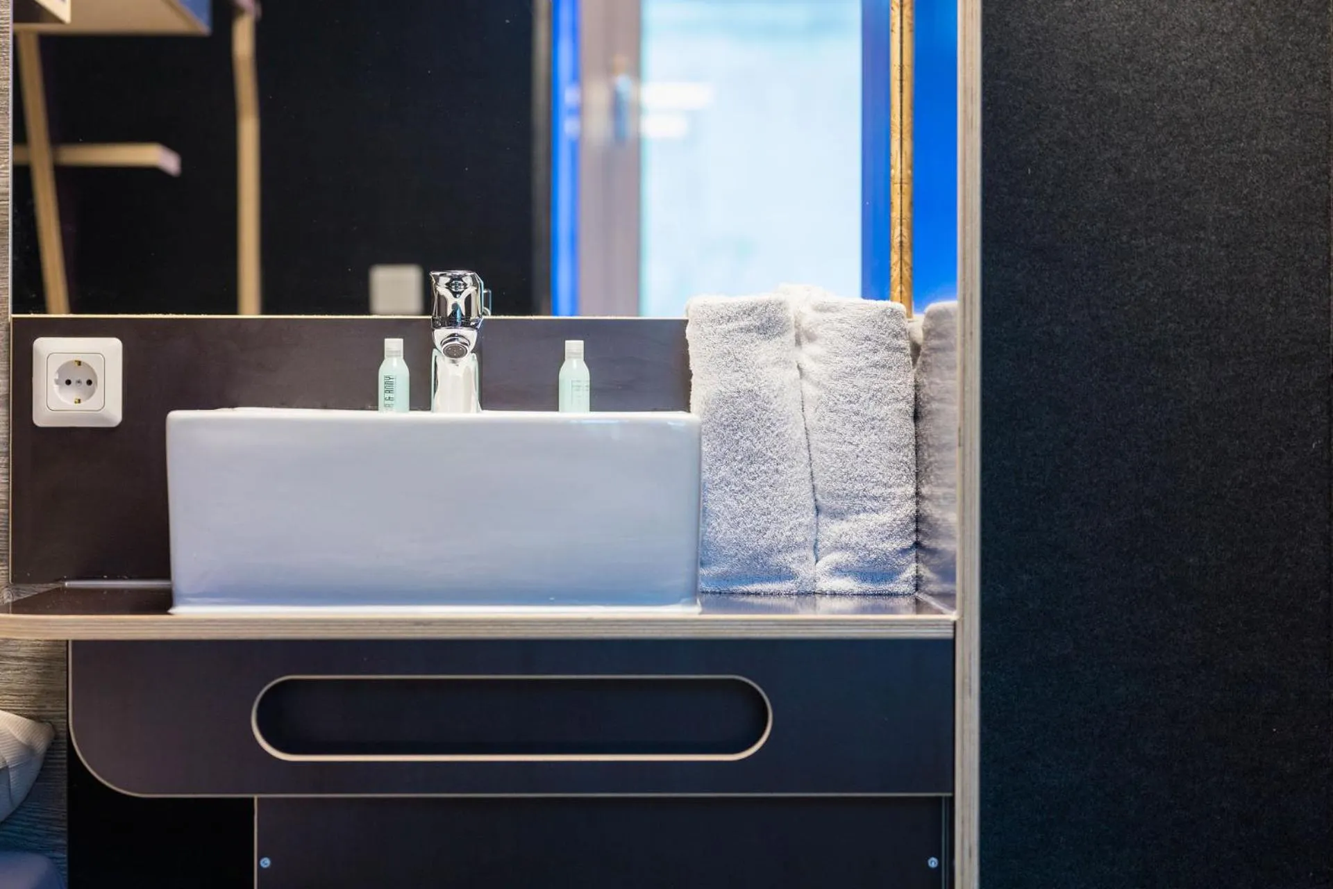 Decorative detail in BoxHotel Hannover