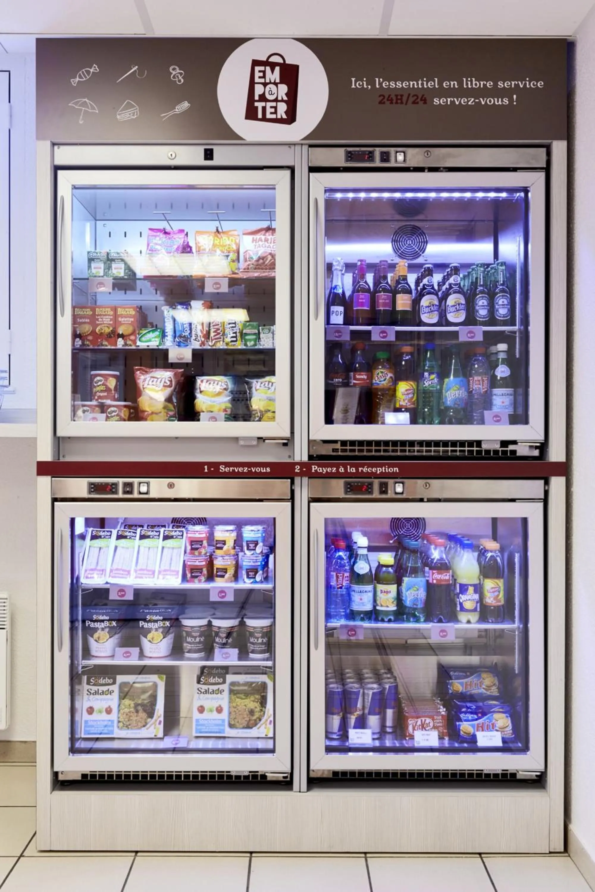 Food and drinks in Premiere Classe Marne La Vallee - Saint Thibault Des Vignes