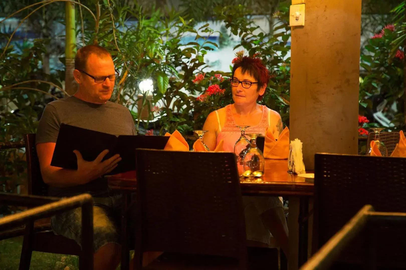 Dining area in Green Grass Hotel & Restaurant Dining area in Green Grass Hotel & Restaurant