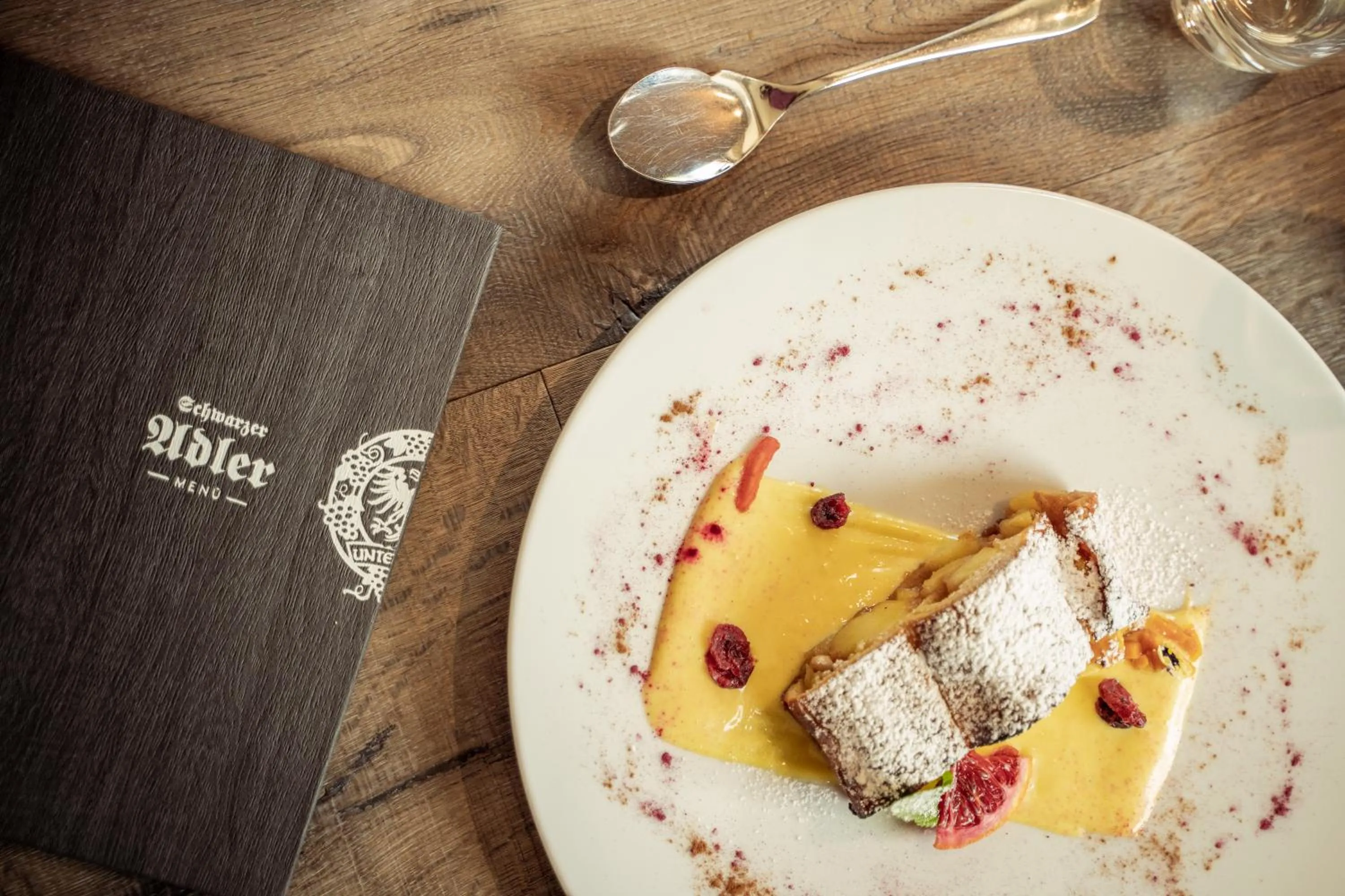 Food and drinks in Schwarzer Adler