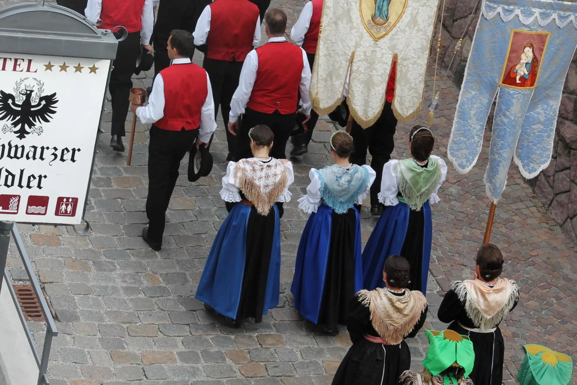 Nearby landmark in Schwarzer Adler