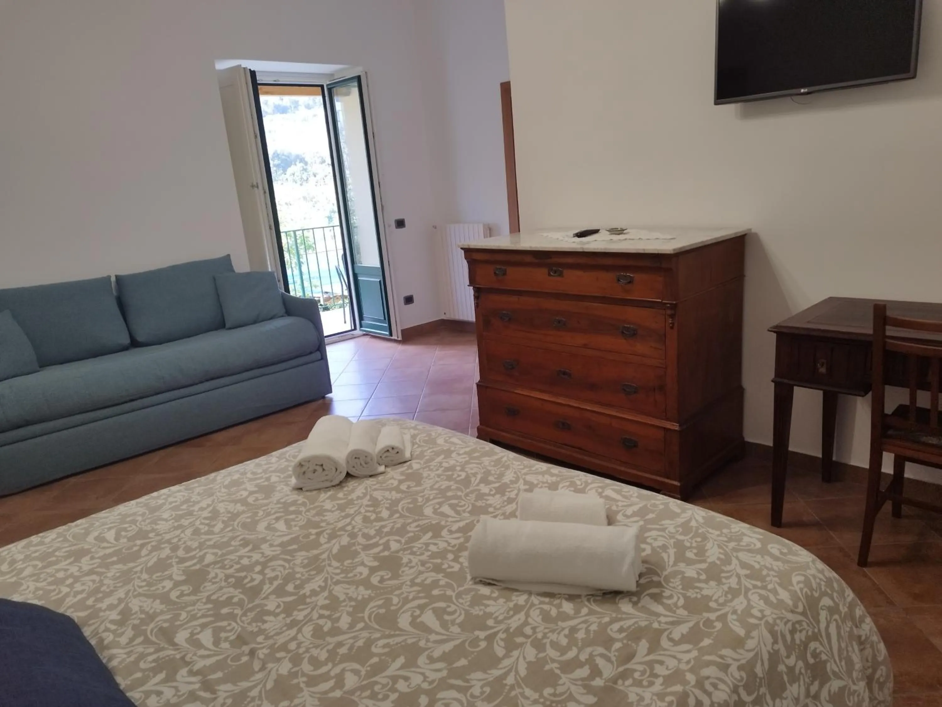 Bedroom, Bed in Agriturismo La Lobra