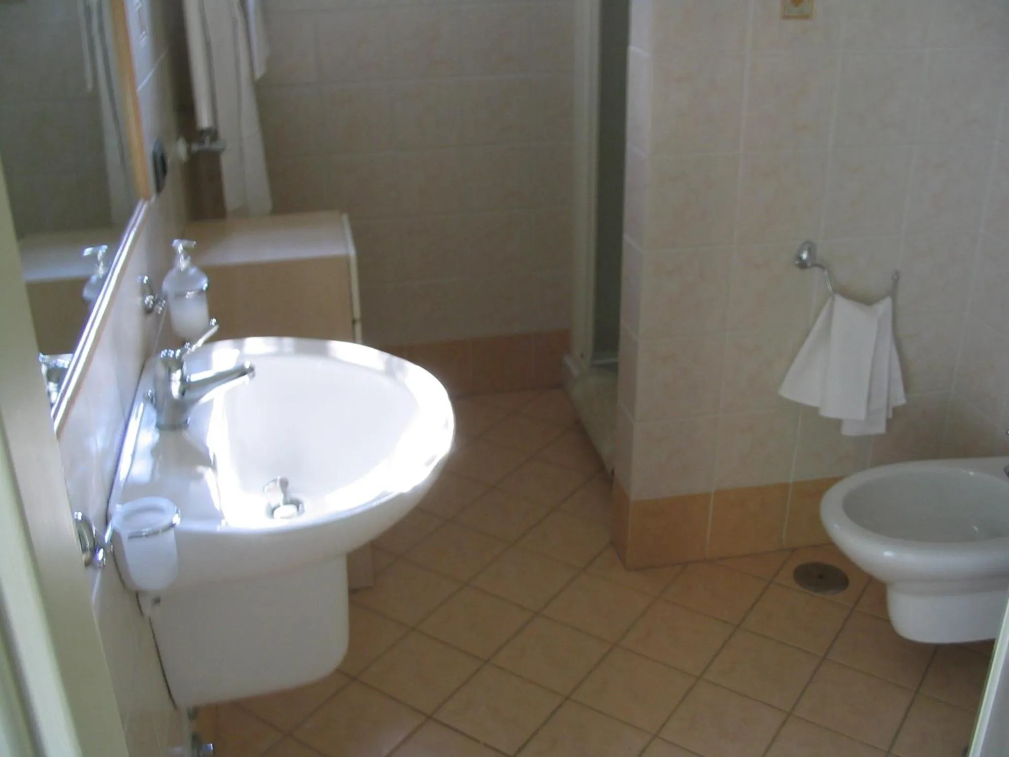 Bathroom in Agriturismo La Lobra