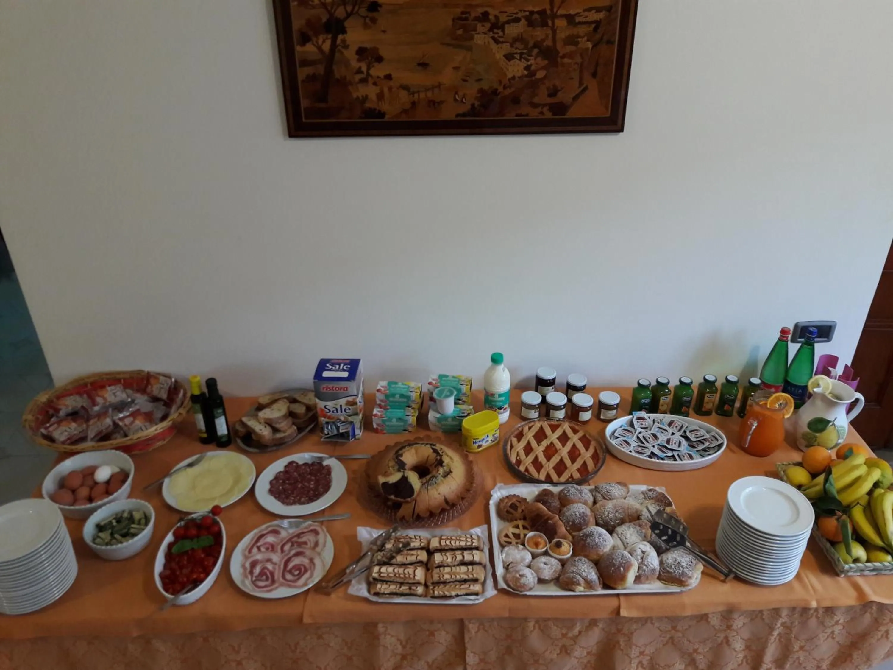 Buffet breakfast in Agriturismo La Lobra