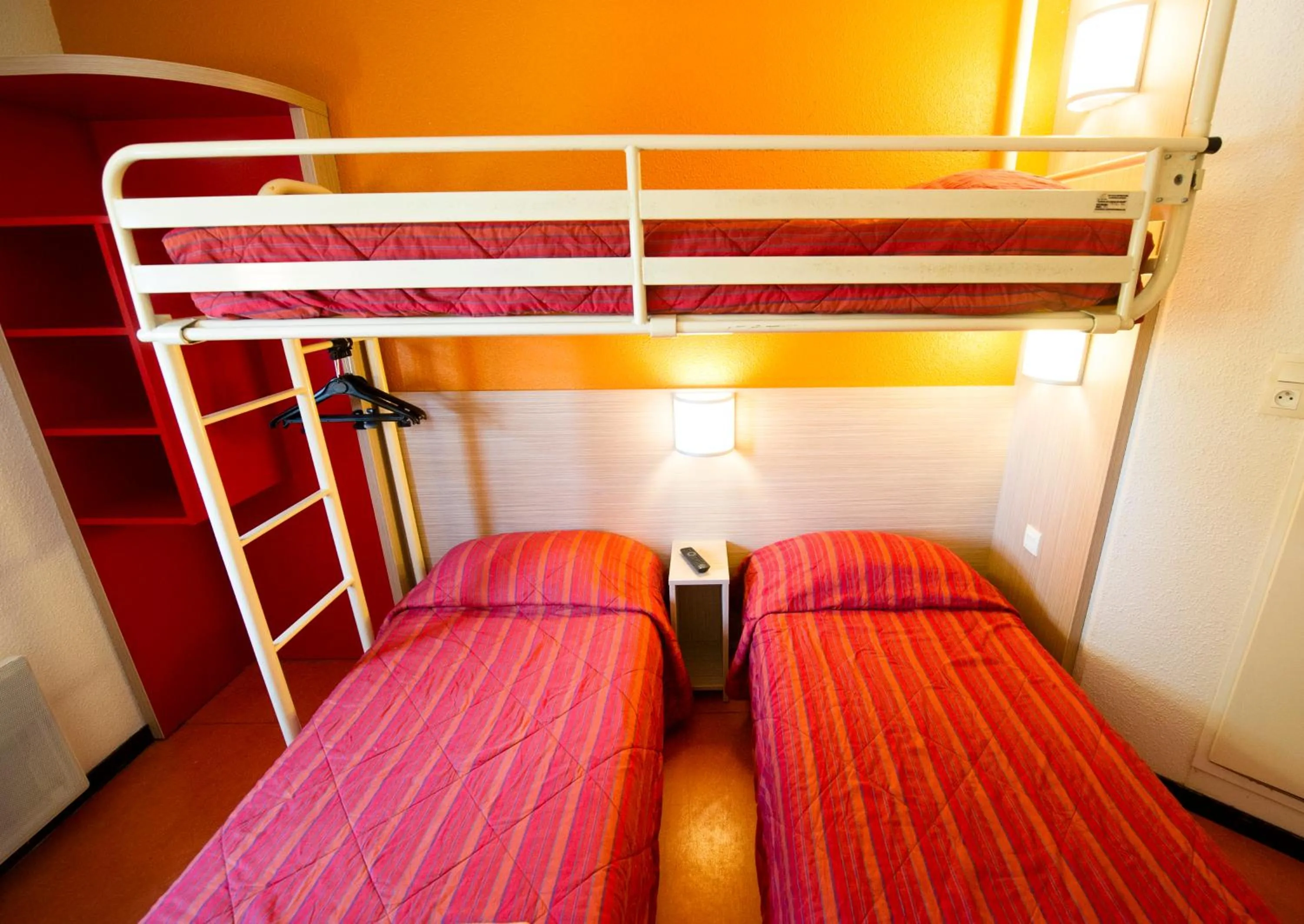 Bed in Premiere Classe Orleans Ouest - La Chapelle St Mesmin