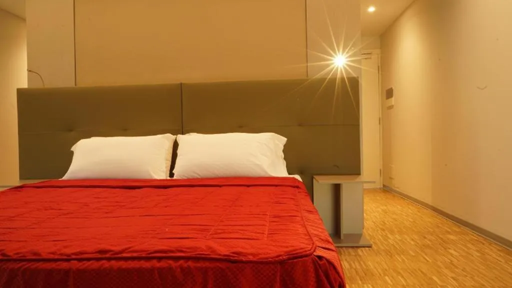 Bed in Valmarana Morosini Hotel