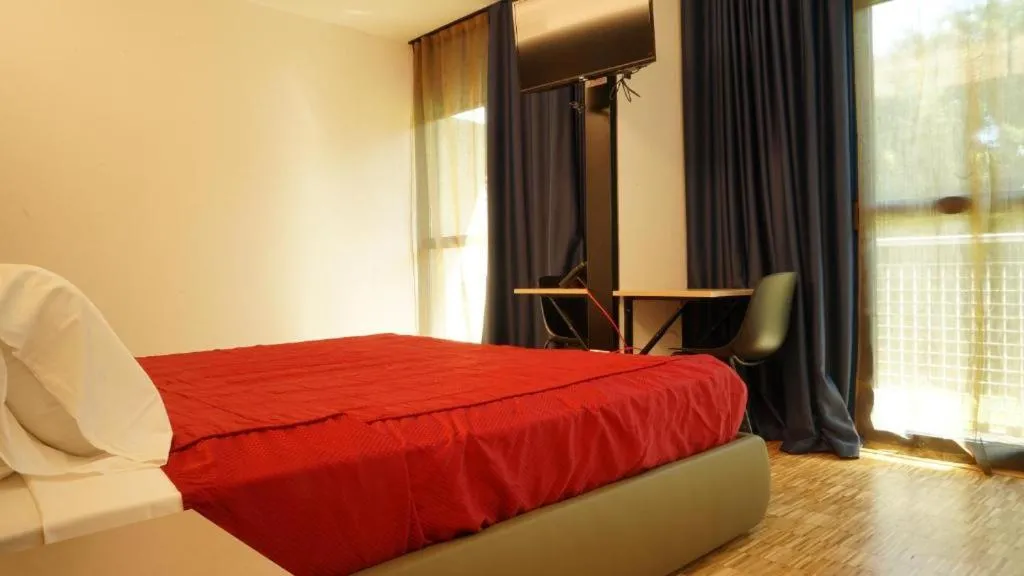 Bed in Valmarana Morosini Hotel