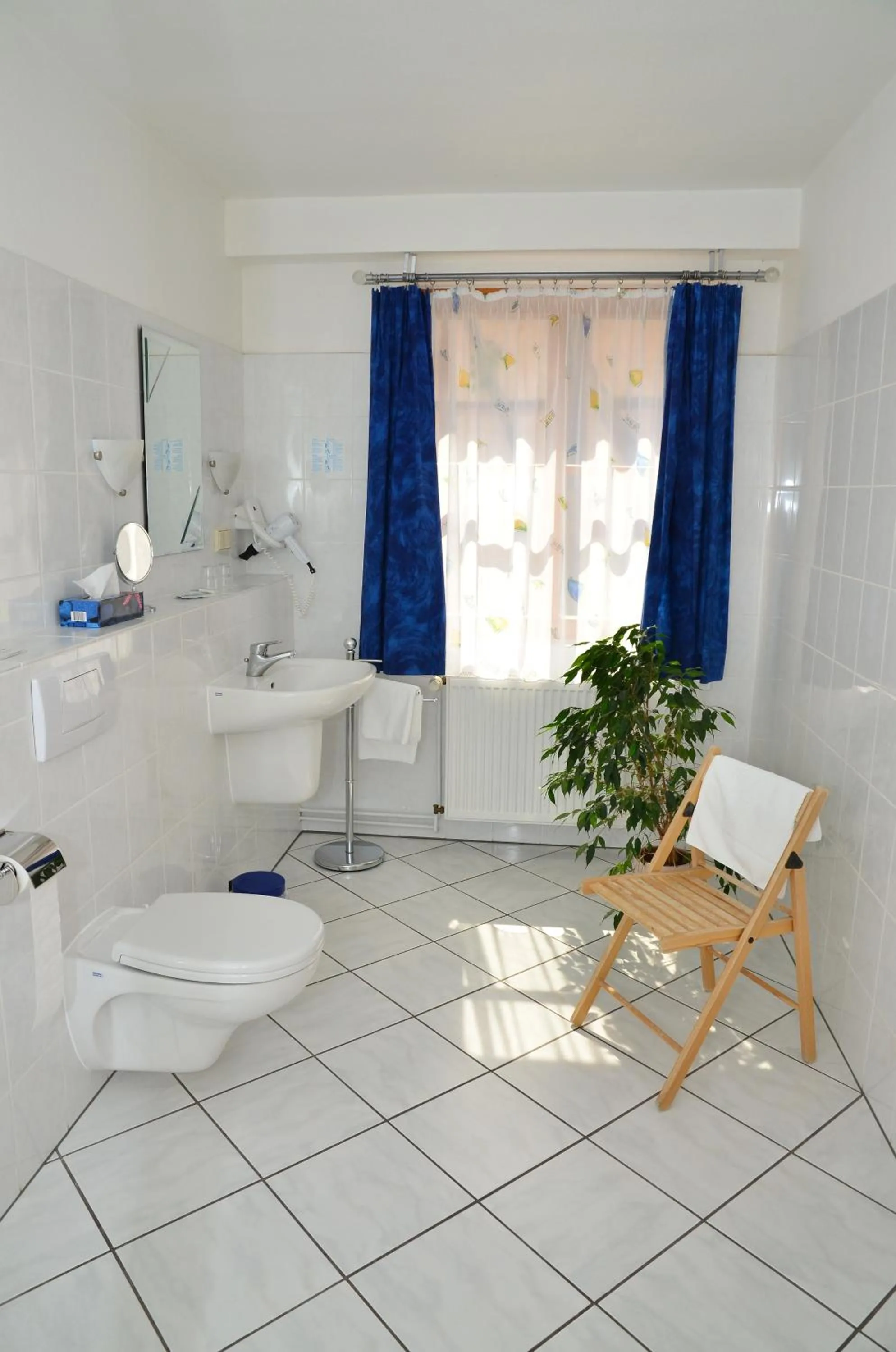 Bathroom in Landhotel Gemeindeschänke