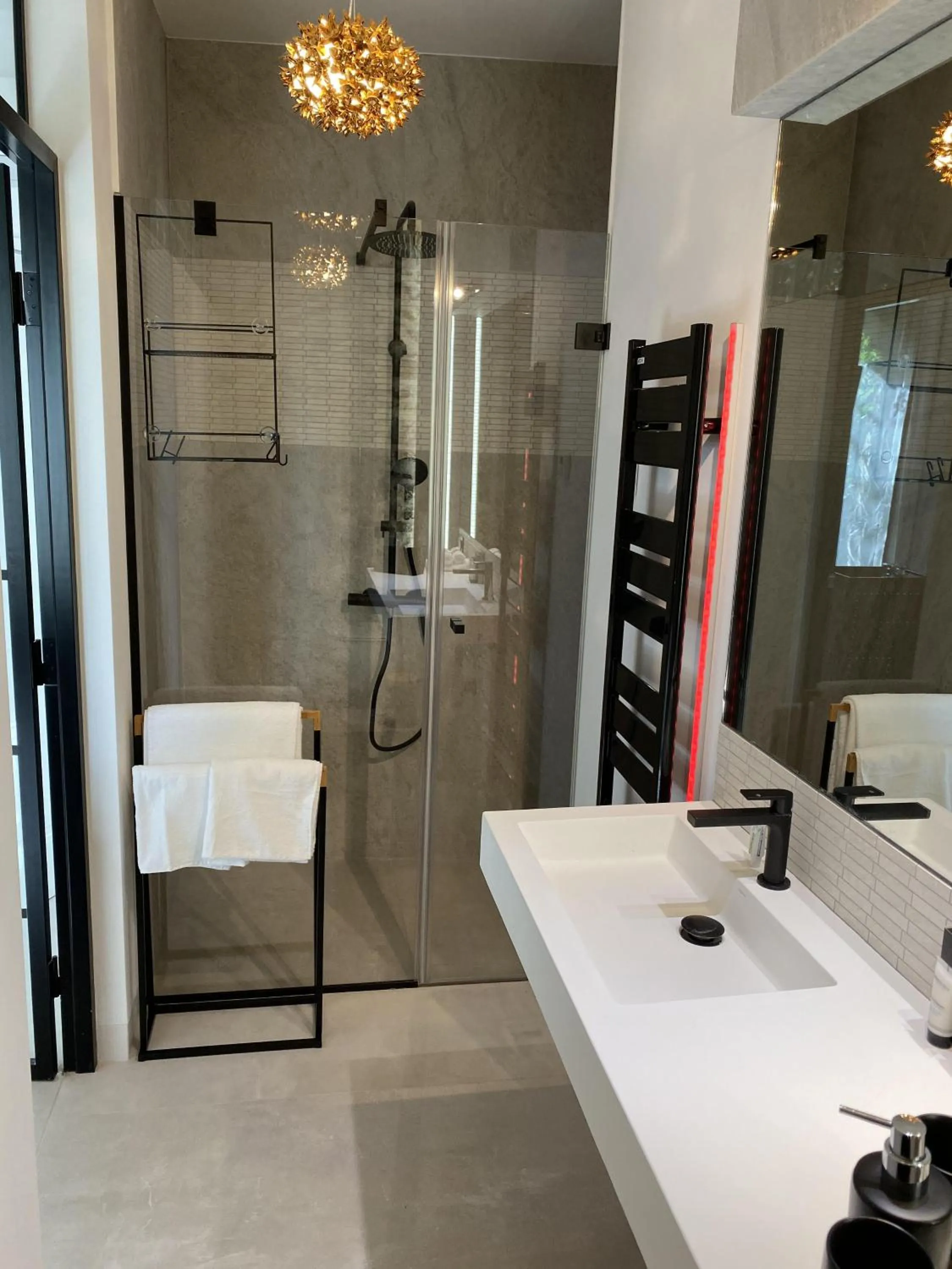 Bathroom in LA MAISON DE ROBINSON