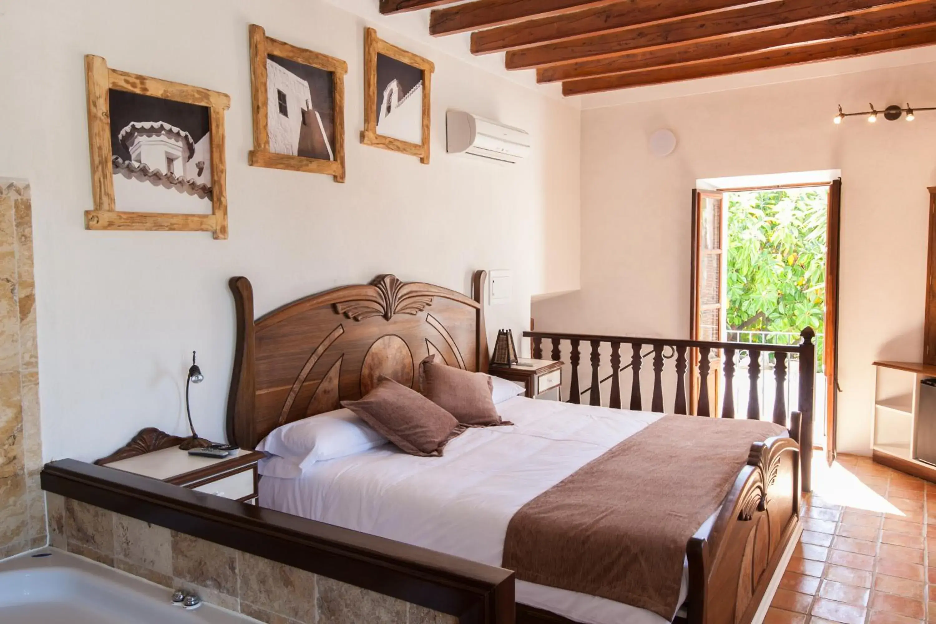 Superior Double or Twin Room in Agroturismo Can Pere Sord Superior Double or Twin Room in Agroturismo Can Pere Sord